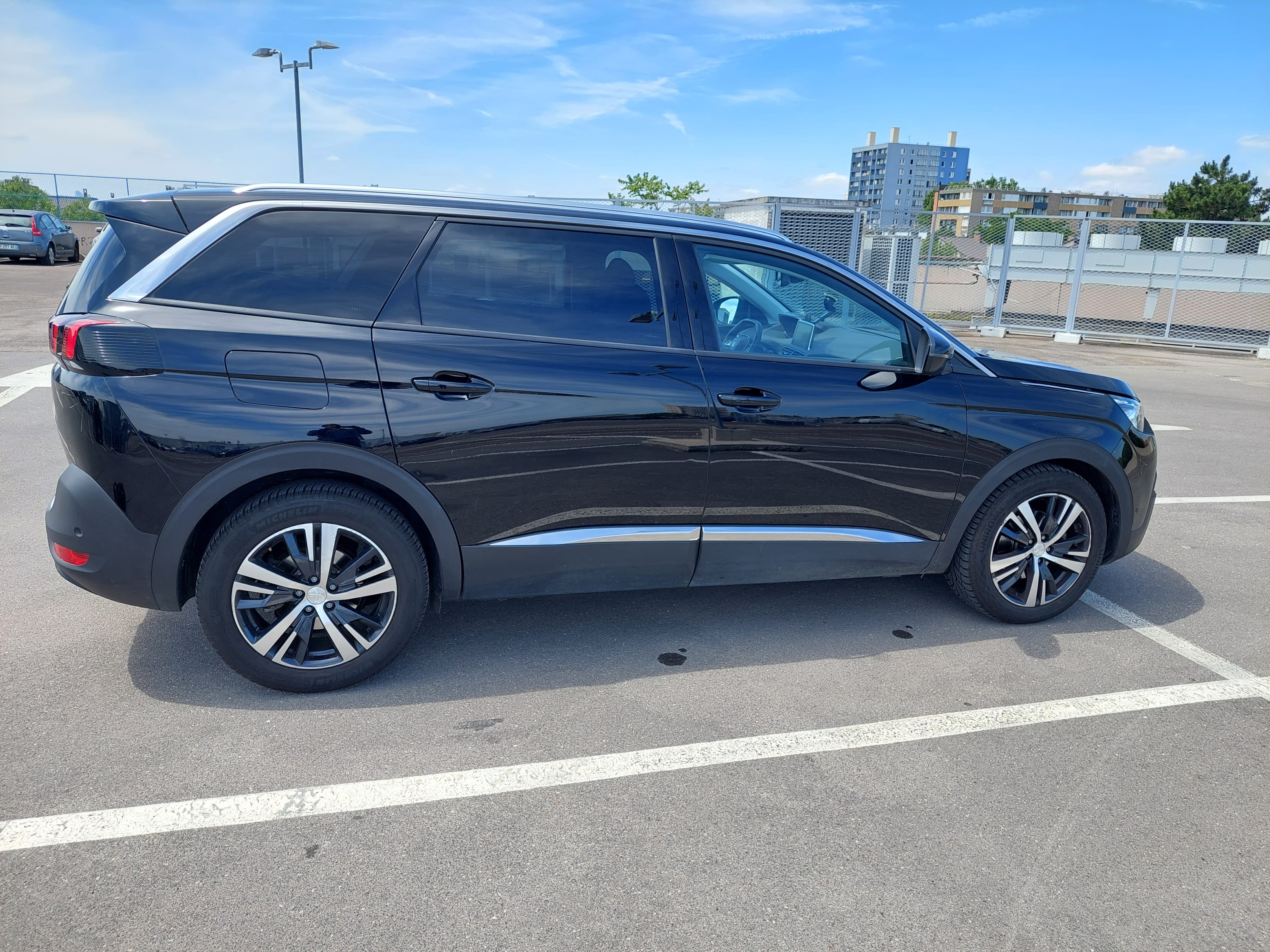 Peugeot 5008 avec Climatisation