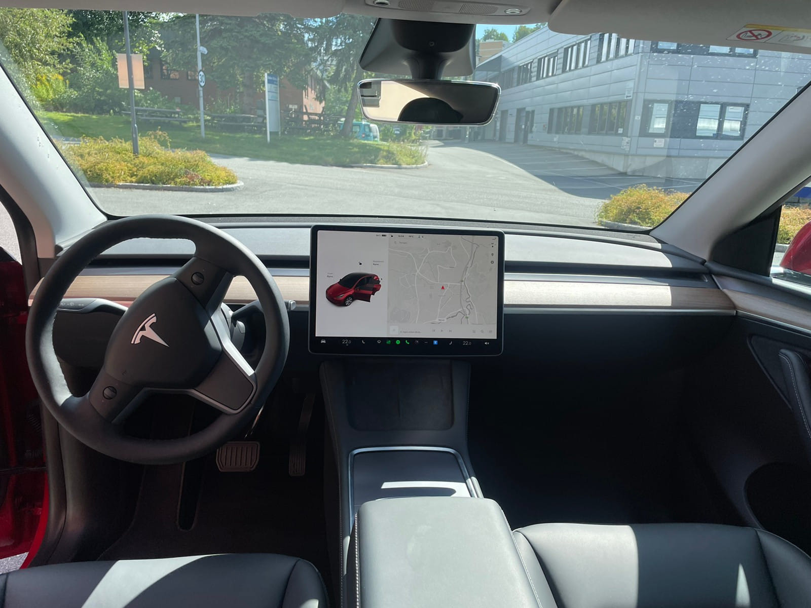 Tesla Model Y - keyless med Tesla-app med Dashcam