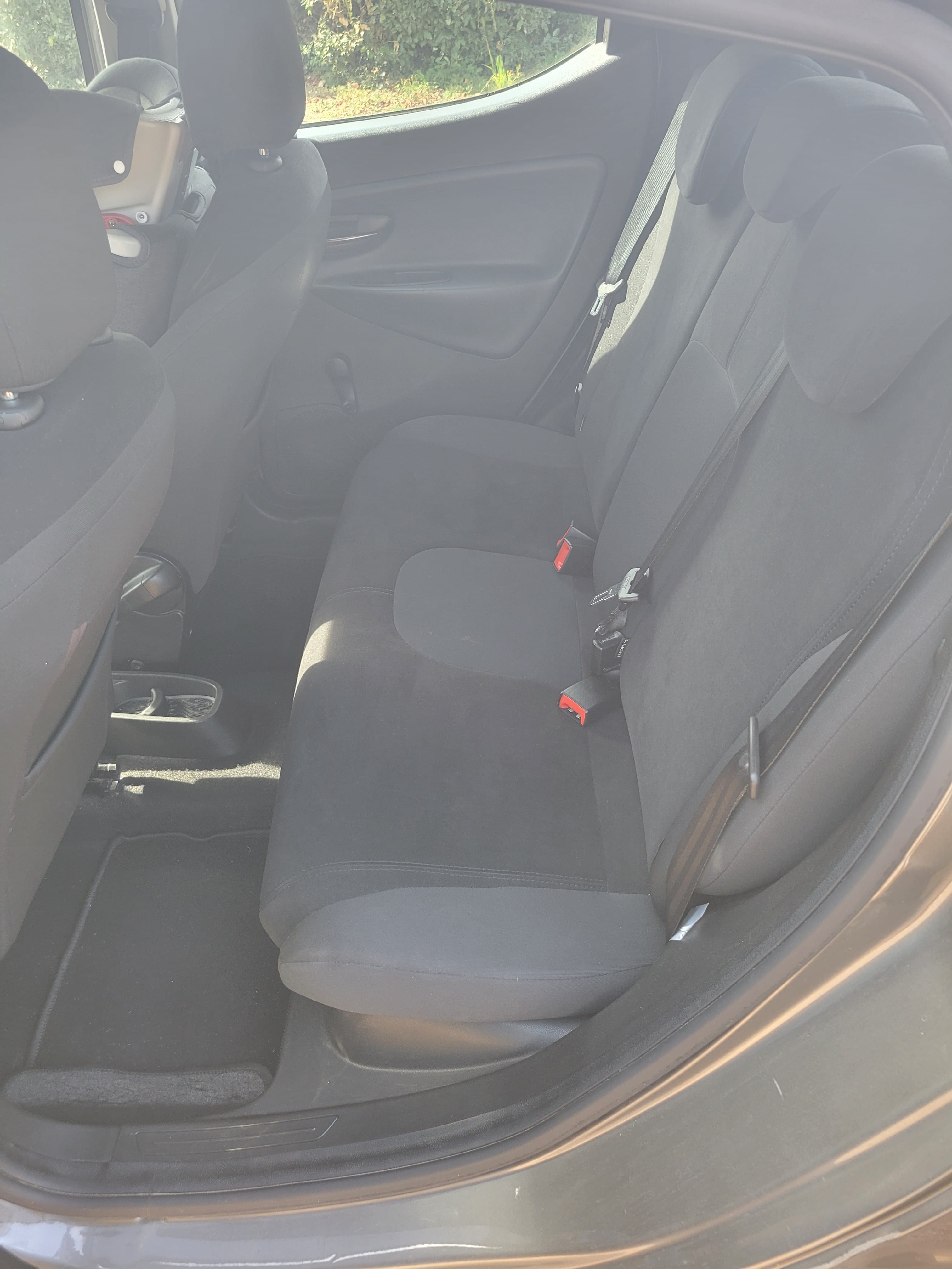 Lancia Ypsilon 1.2 70 ch avec Entrée audio / iPod