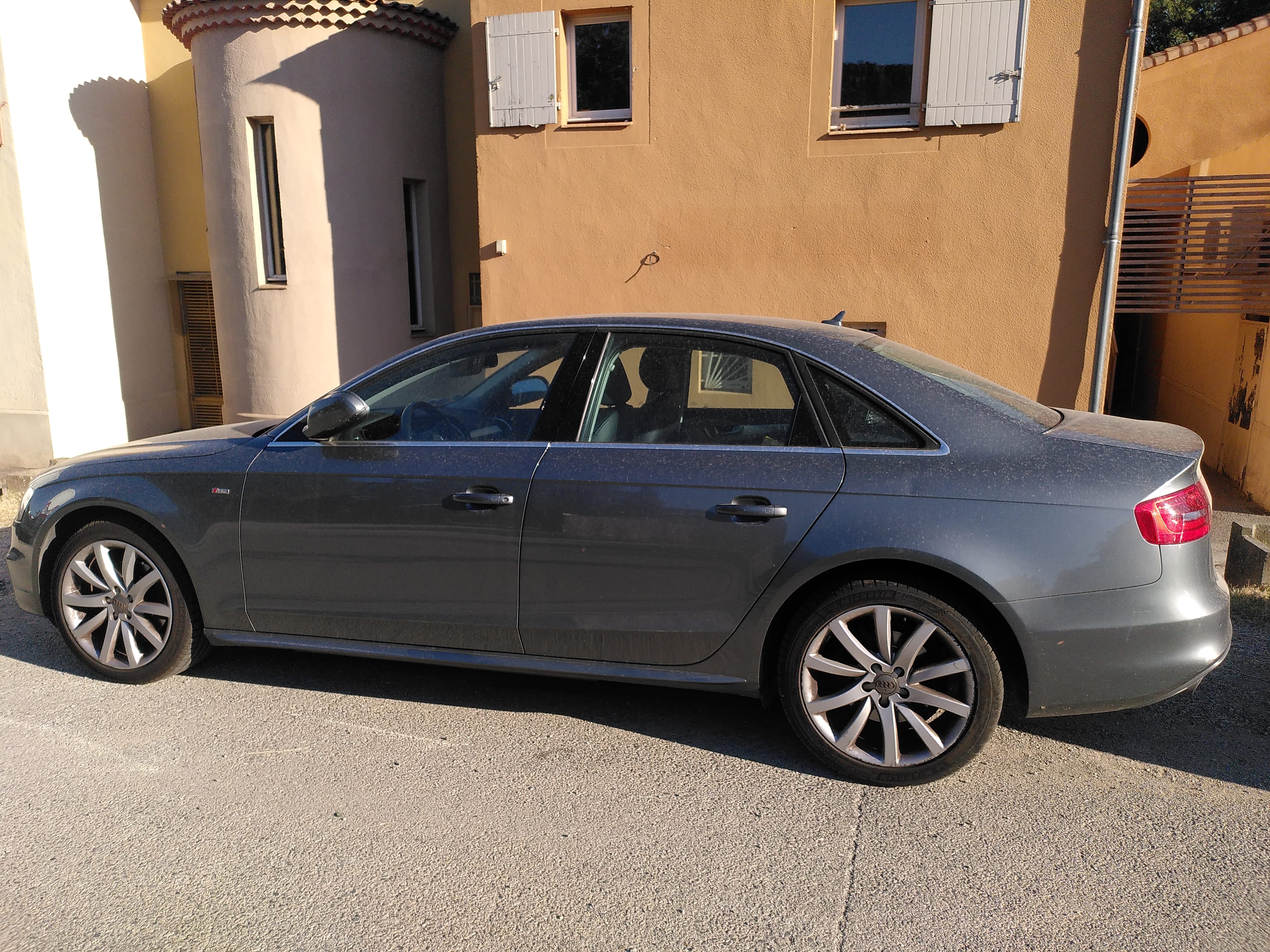 Audi A4 Avant avec Climatisation