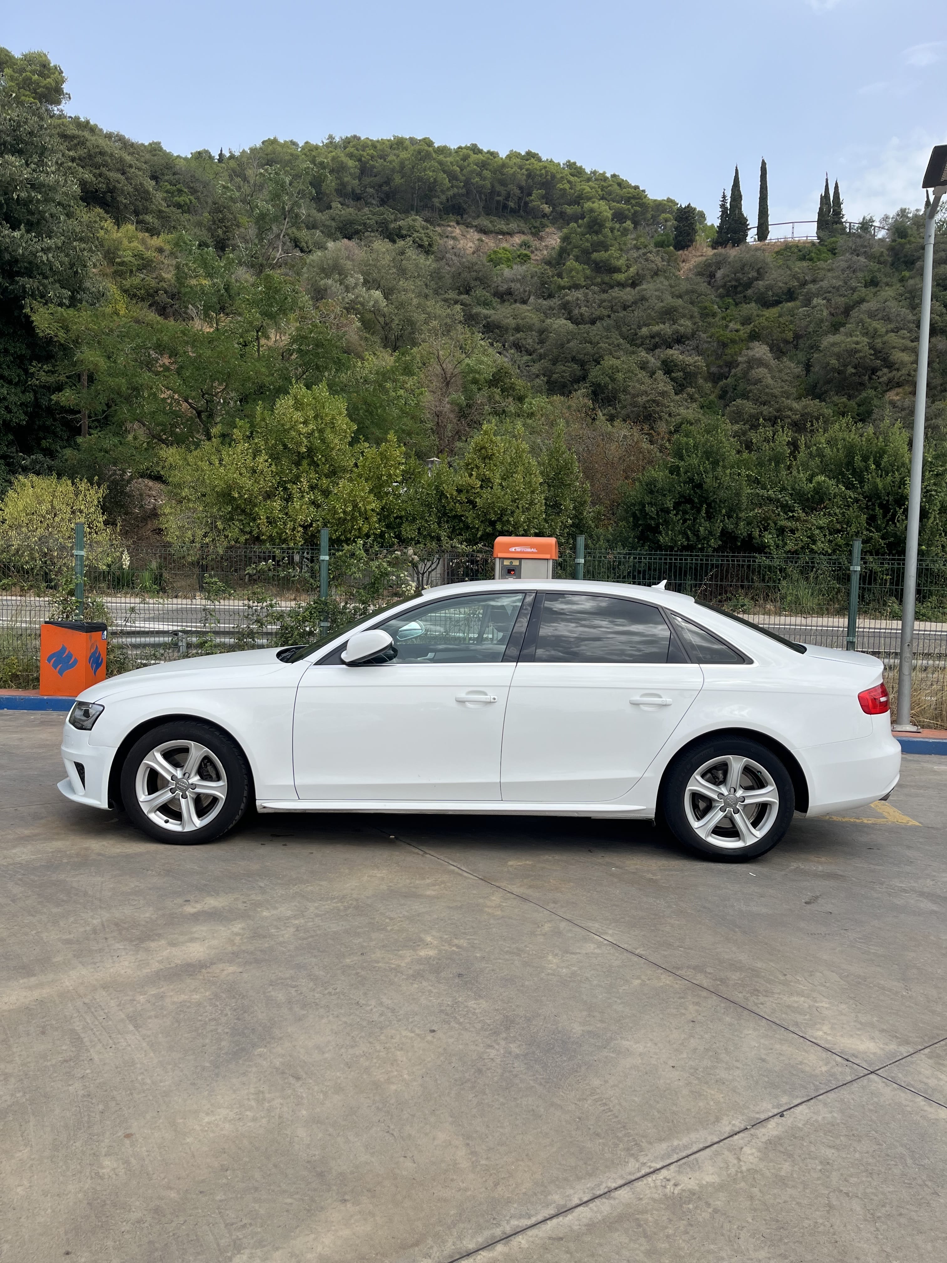 Audi A4 2.0T con Aire acondicionado