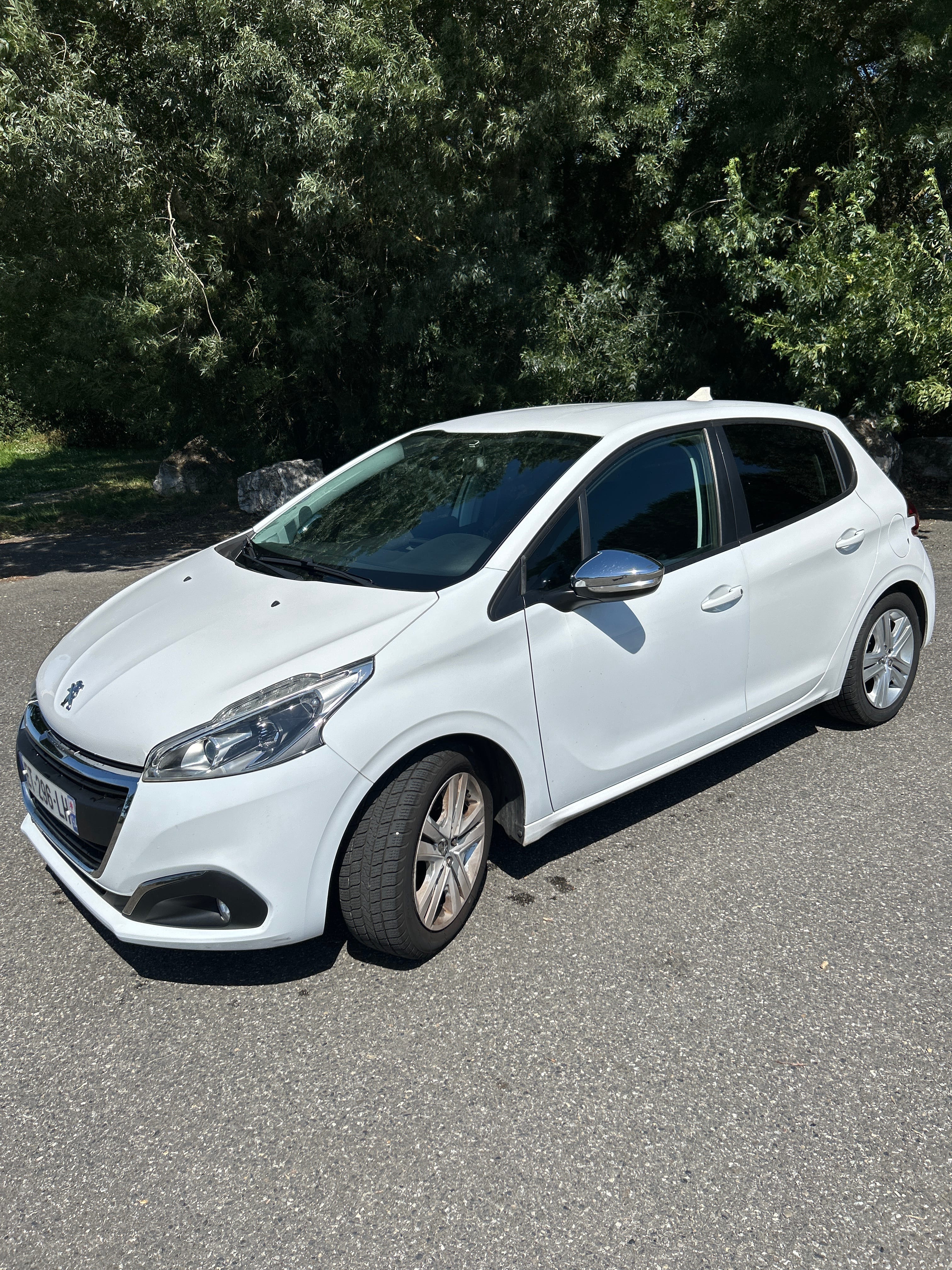 Peugeot 208, 2018, Essence 95