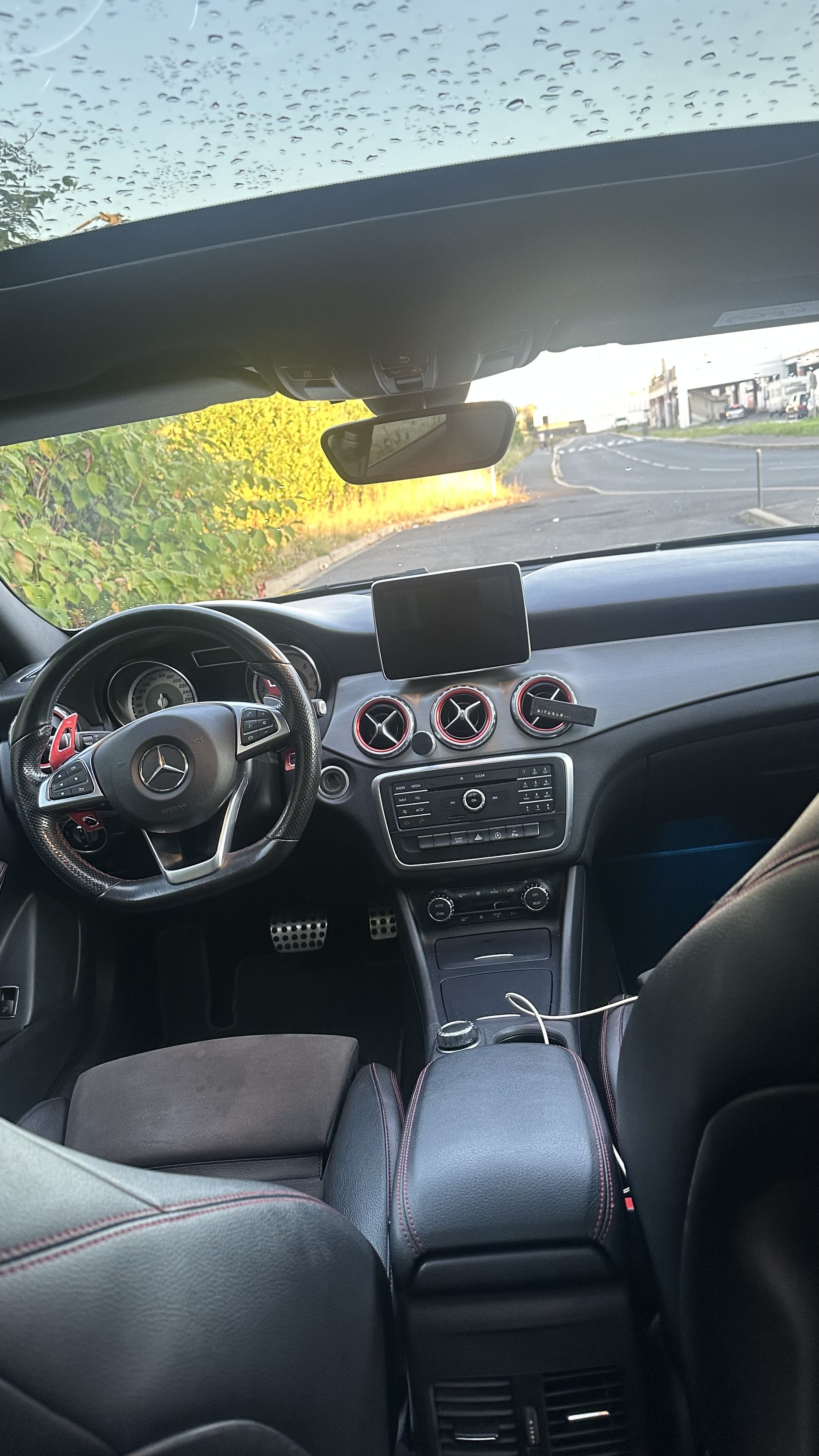 Mercedes-Benz Classe GLA avec Régulateur de vitesse