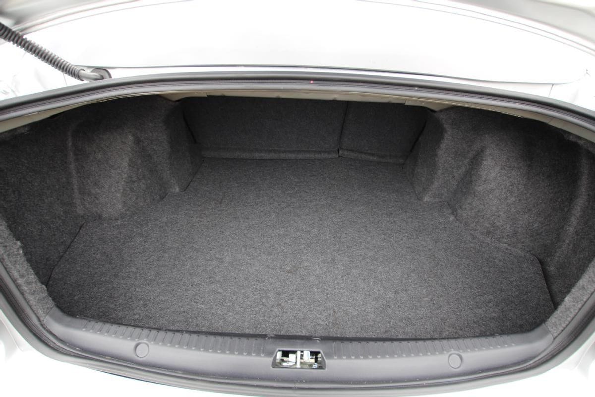 Mitsubishi Lancer with Audio / iPod input