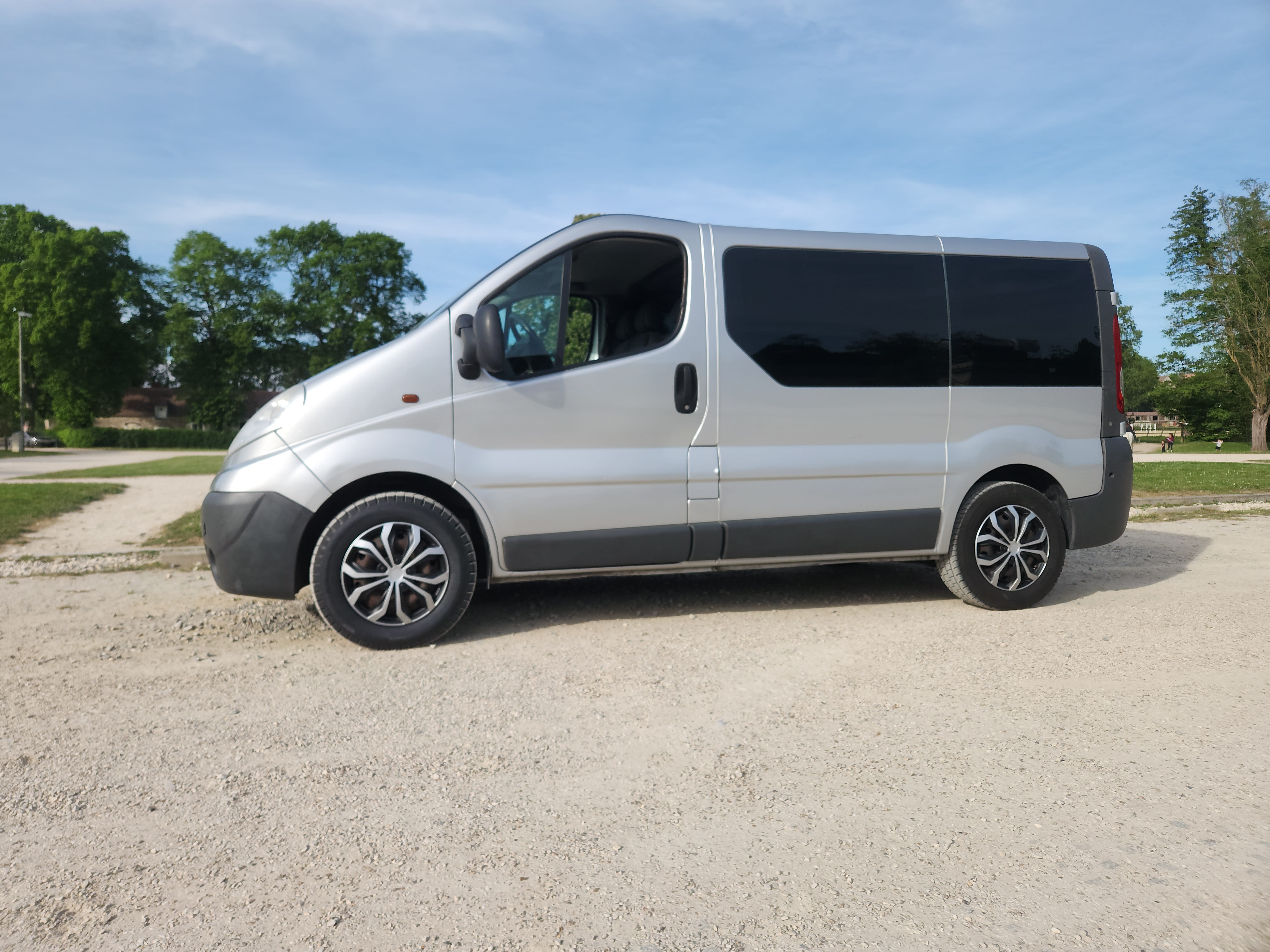Opel Vivaro Combi mit Tempomat