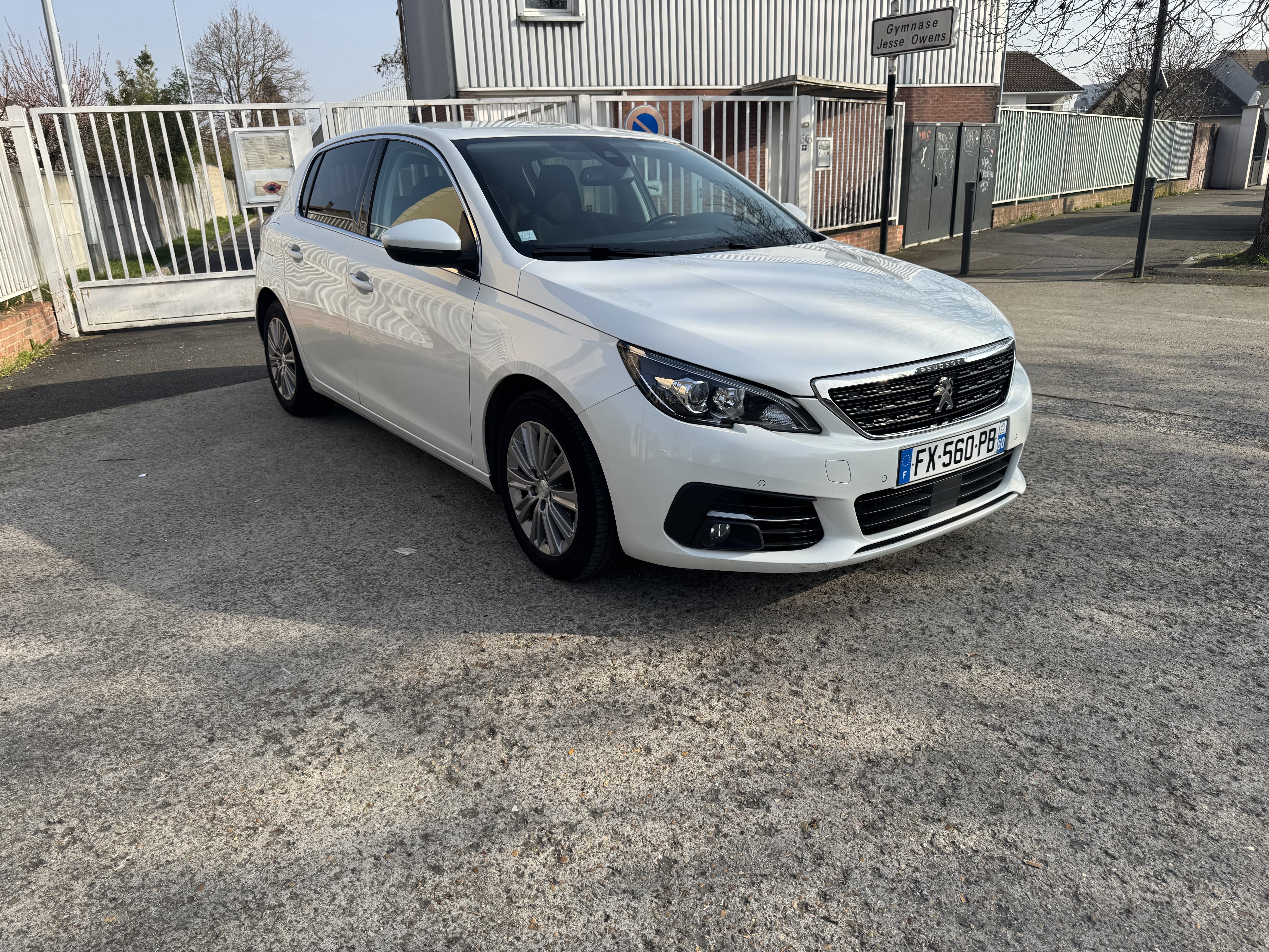 Peugeot 308, 2021, Essence 95