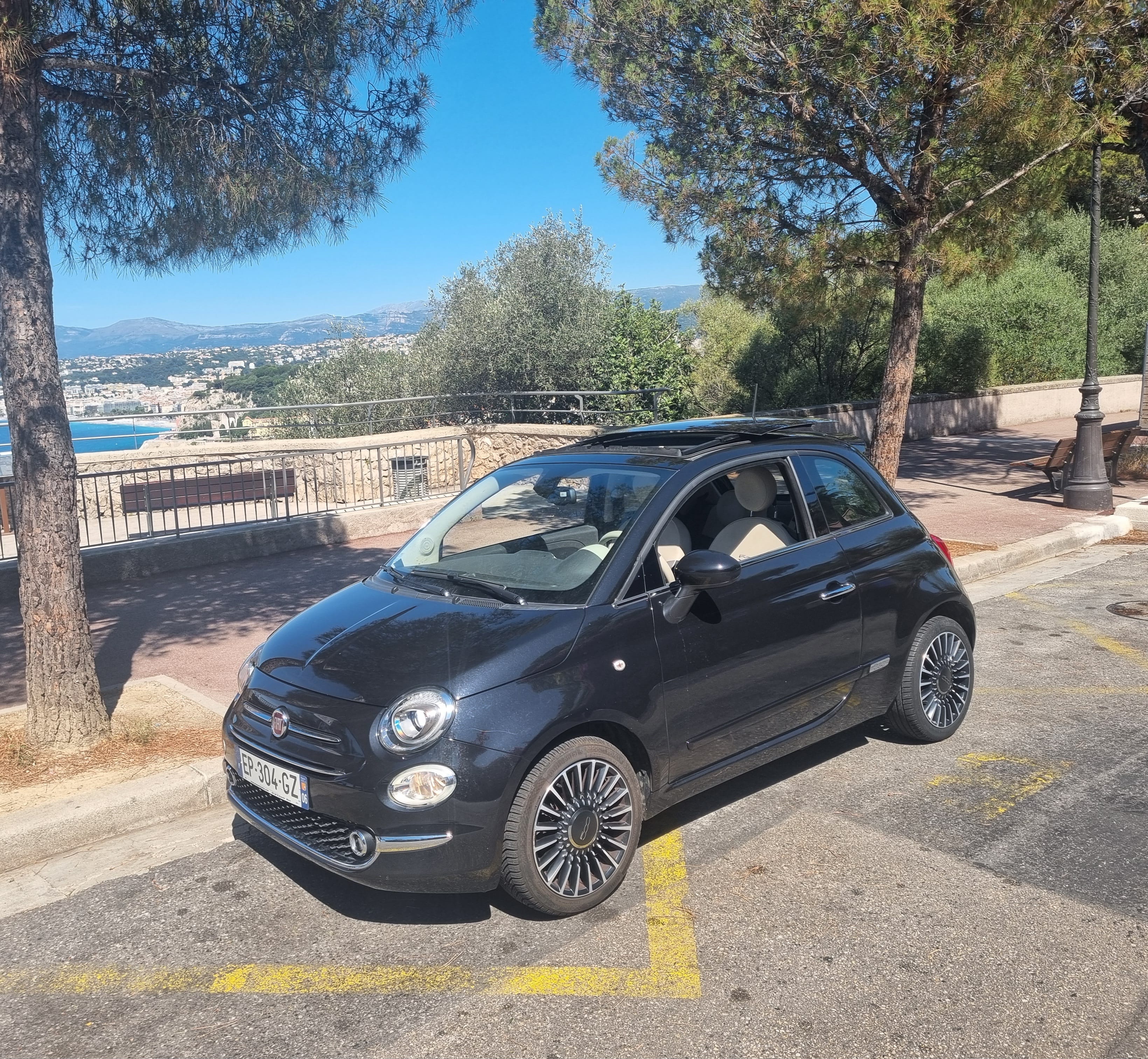 Fiat 500 TOIT OUVRANT, Clim auto, Bluetooh tactile, USB, régulateur, radar de recul, super 95, 2017, Essence 95
