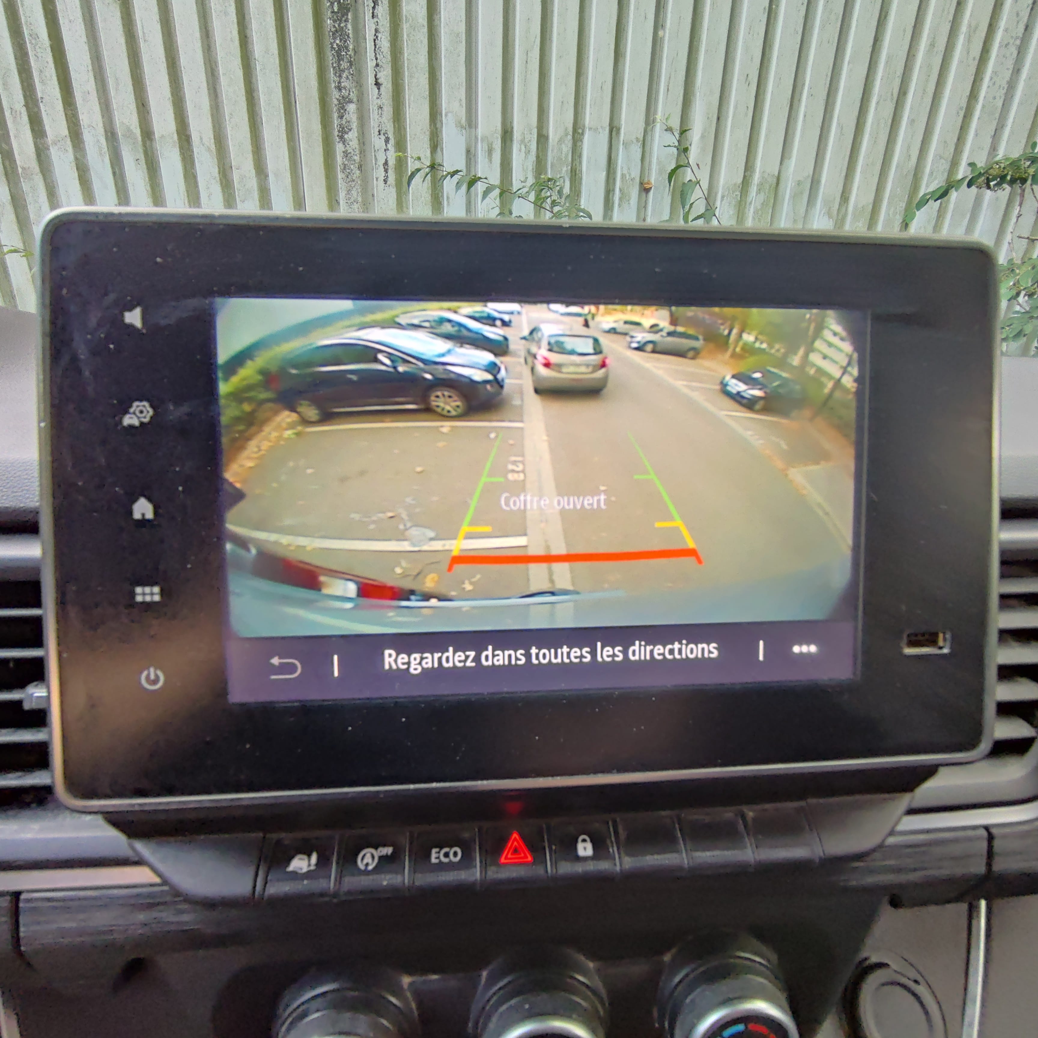 Renault Trafic avec Apple CarPlay