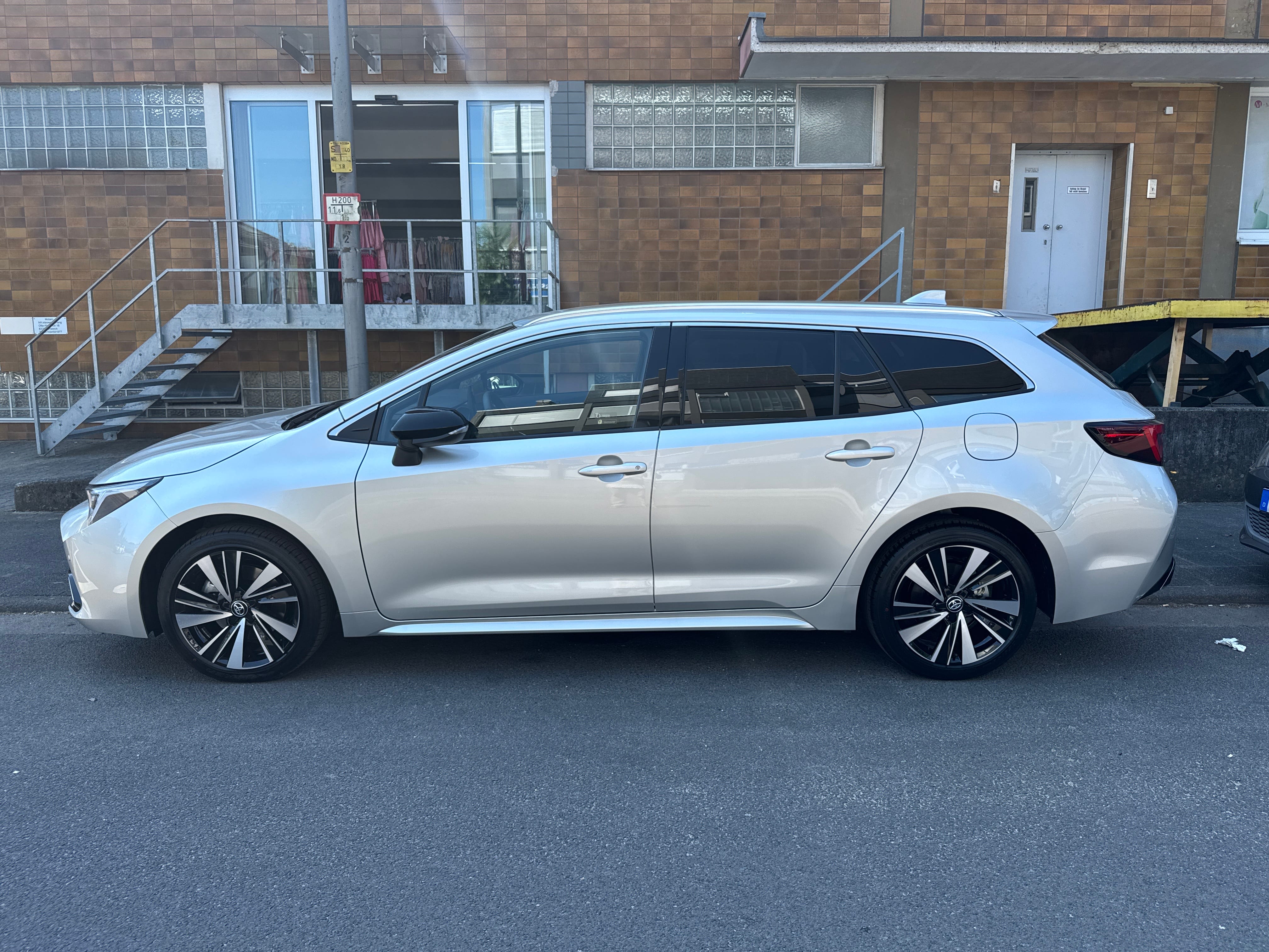Toyota Corolla Touring Sports Collection Hybrid avec Climatisation