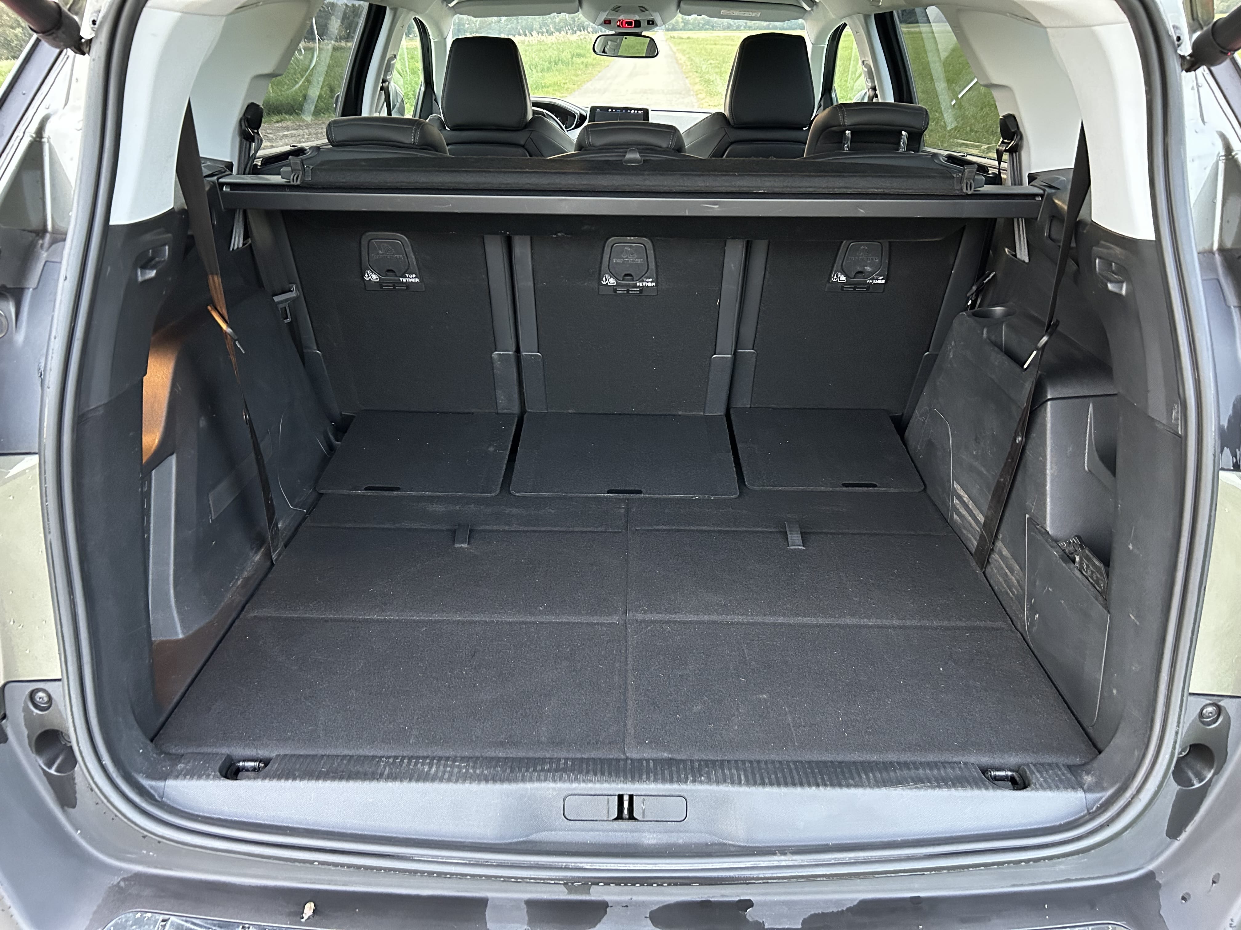 Peugeot 5008 Allure Business 1.5 HDi 130 ch EAT8 avec Entrée audio / iPod