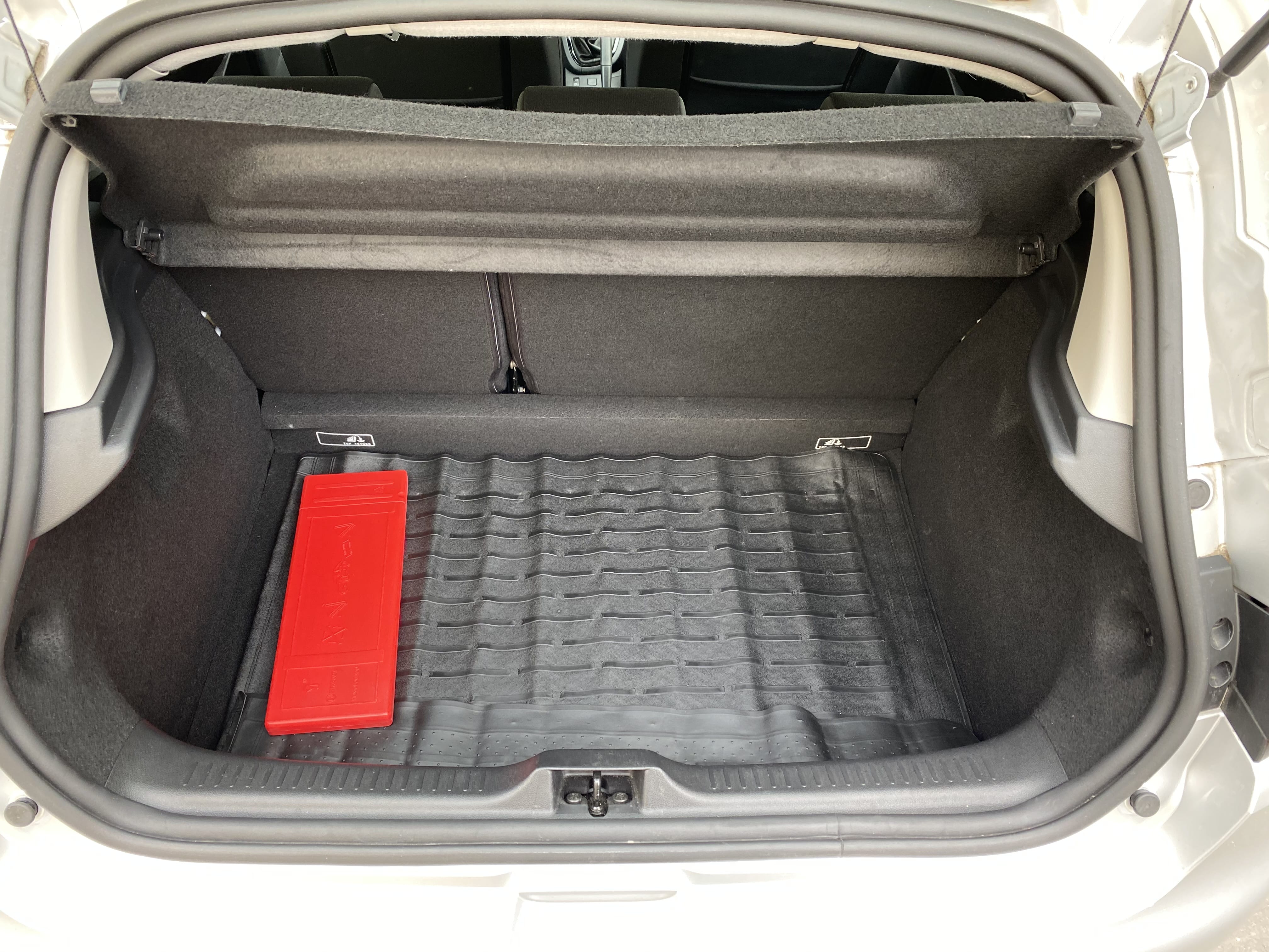 Renault Clio 433 avec Entrée audio / iPod