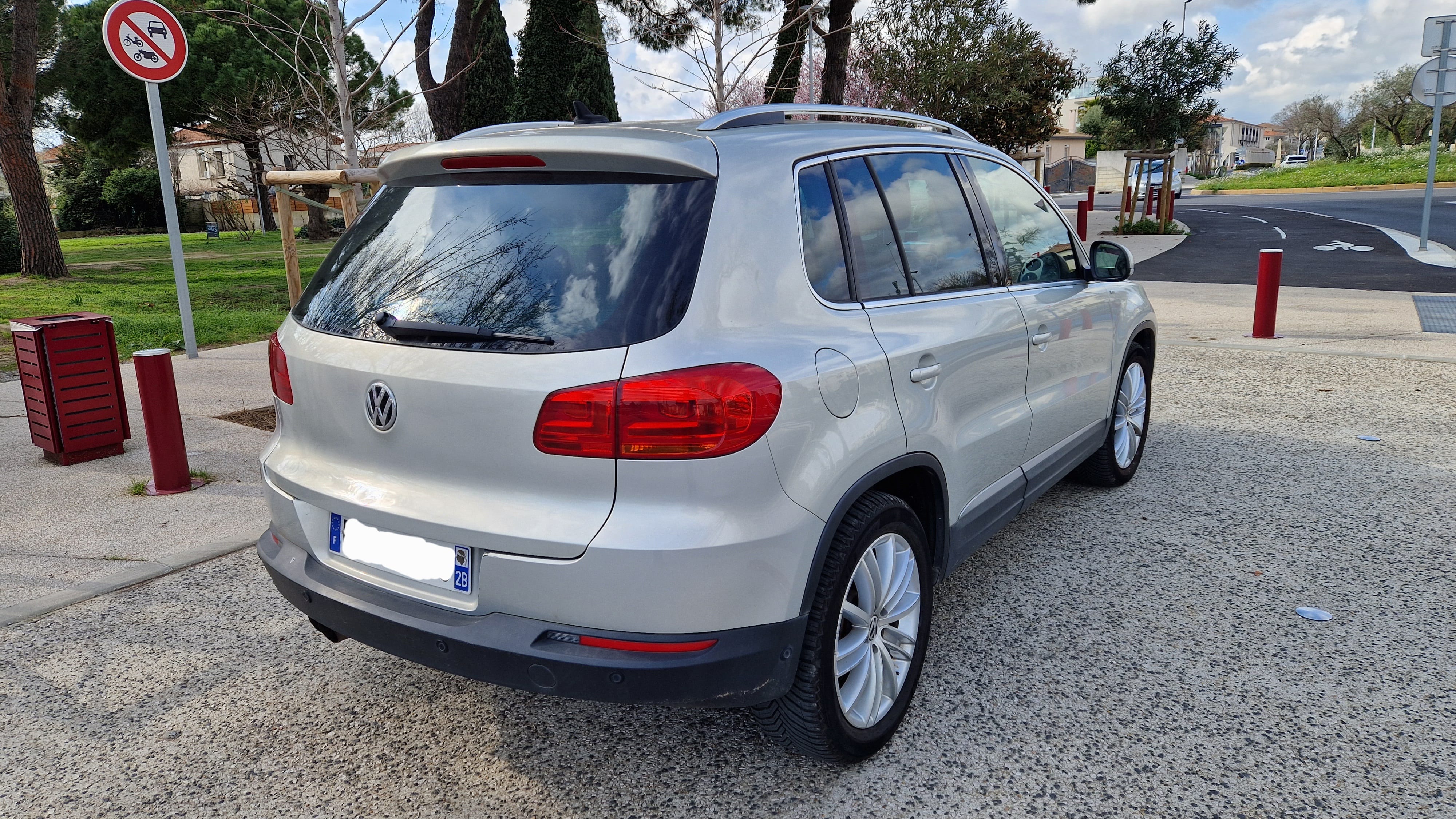 Volkswagen Tiguan Limited avec GPS