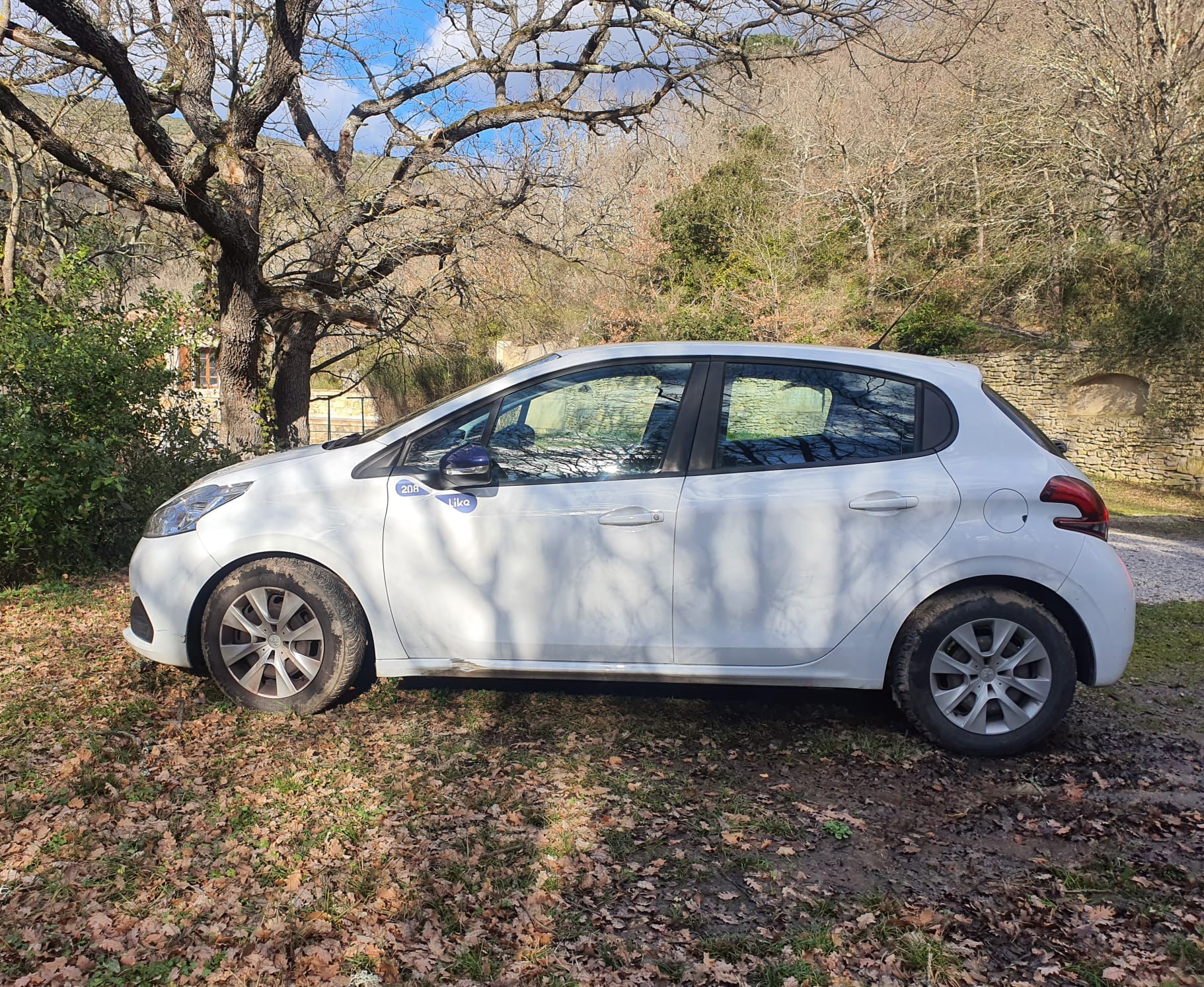 Peugeot 208 avec Climatisation