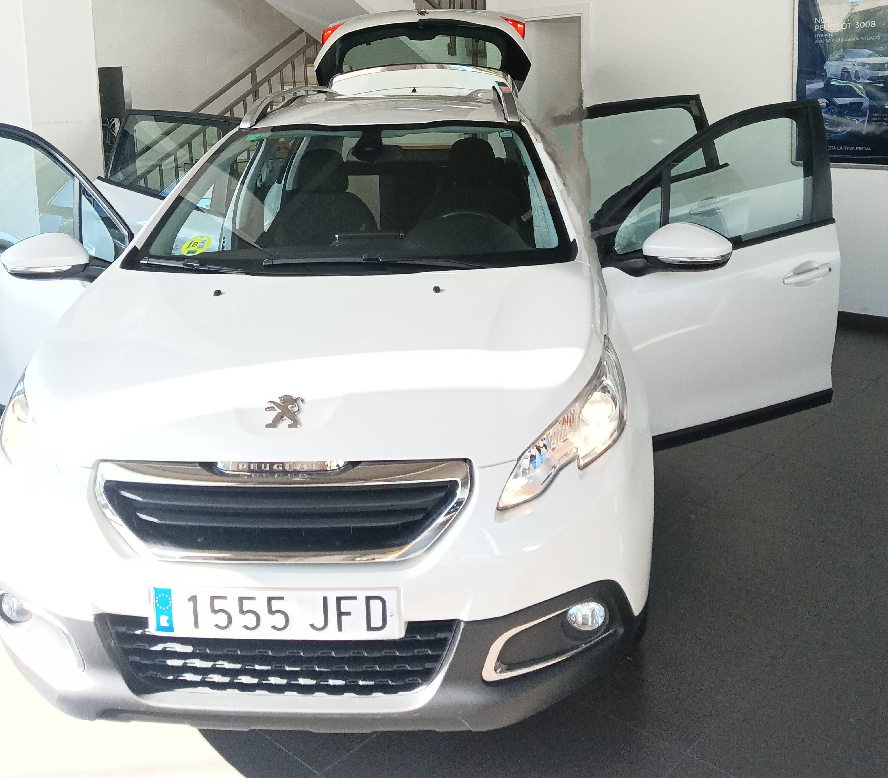 Peugeot e-2008, 2015, Diesel, Automático