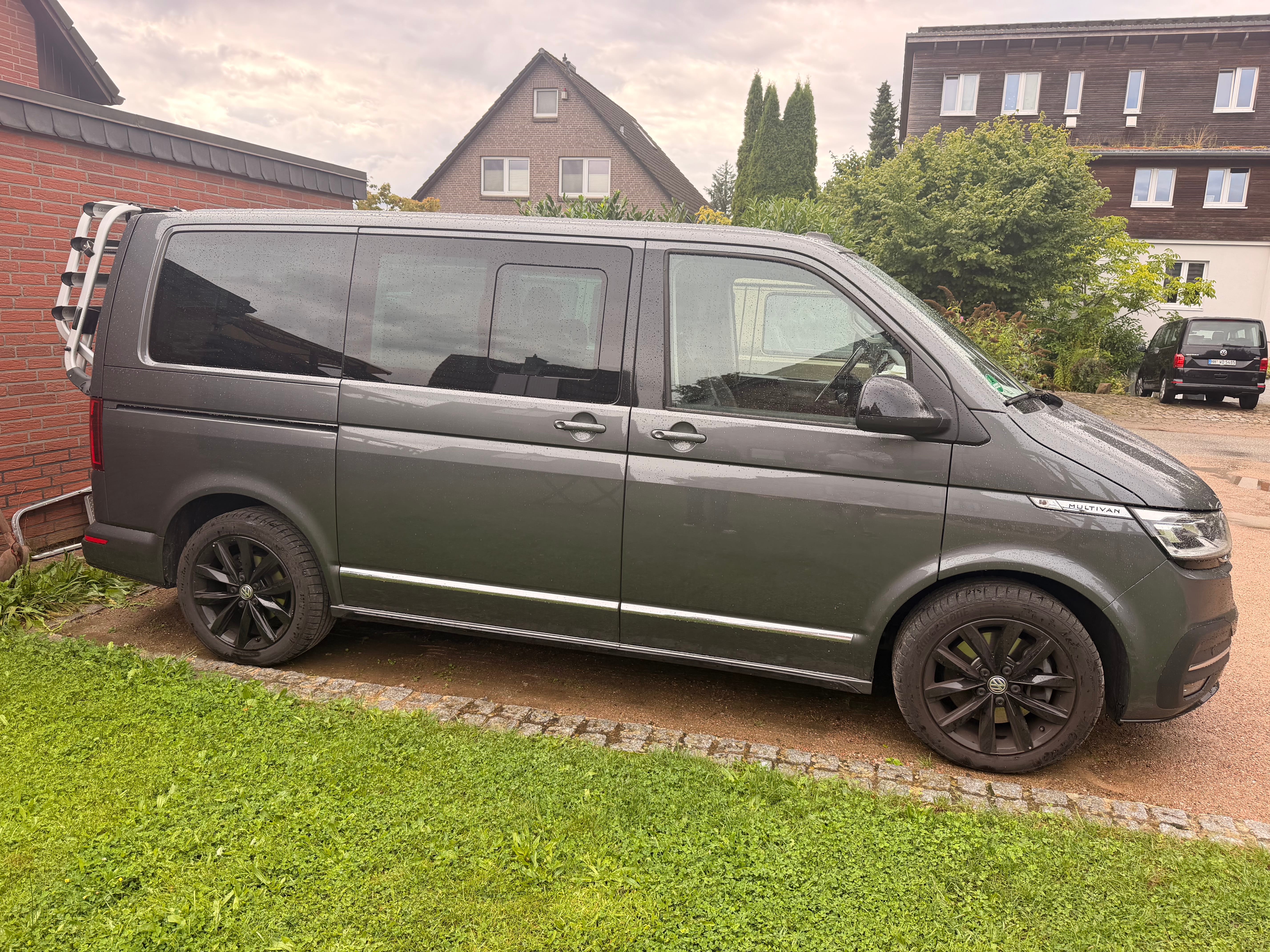 Volkswagen Multivan 7-Sitzer con Aire acondicionado