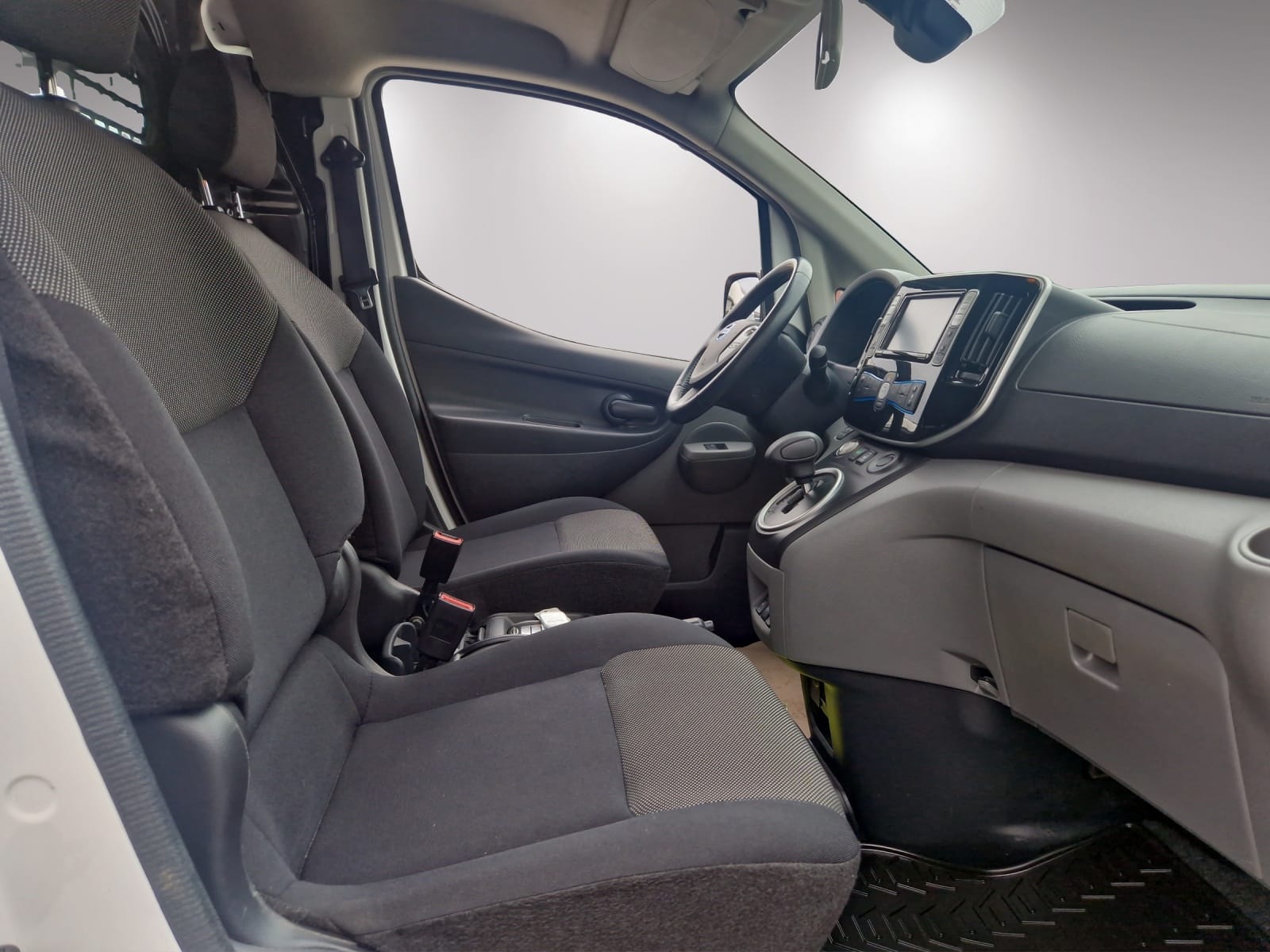 Nissan e-NV200 Varebil med Cruisekontroll