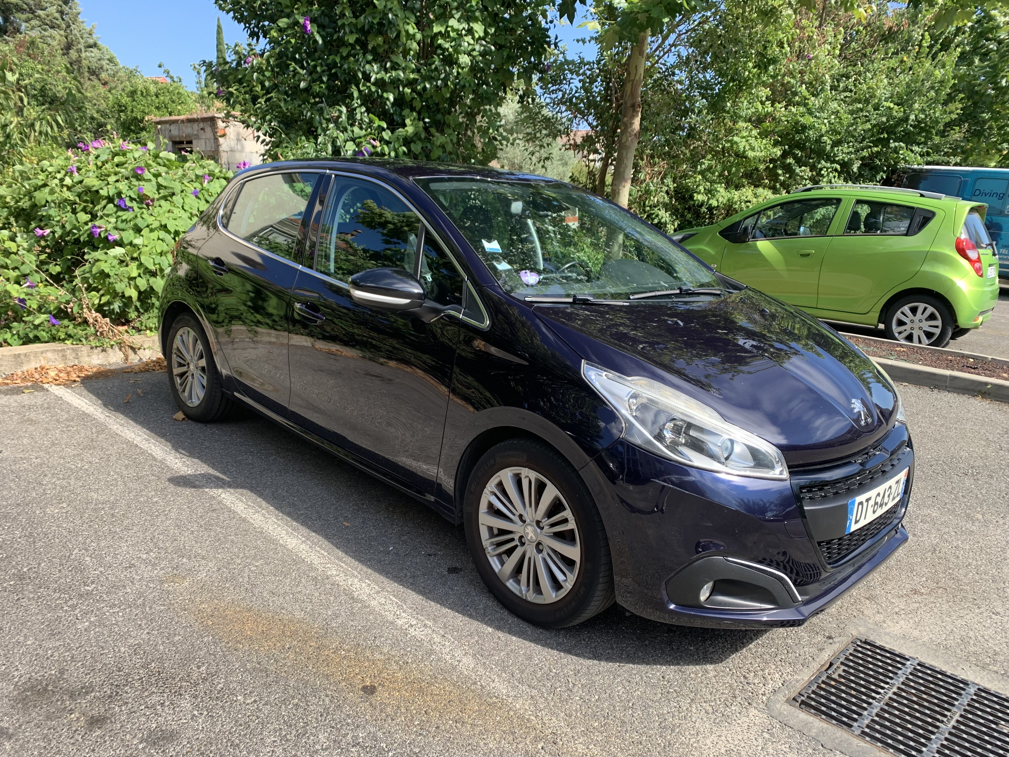 Peugeot 208, 2015, Essence 98