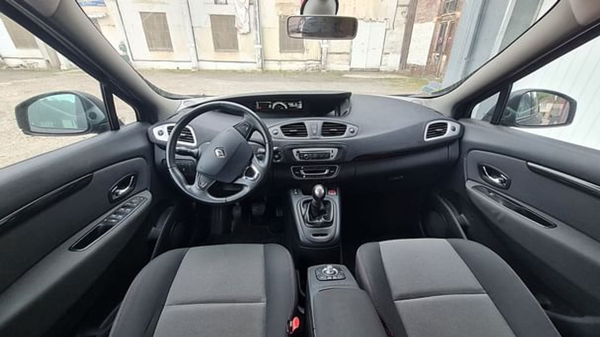 Renault Scenic avec Entrée audio / iPod