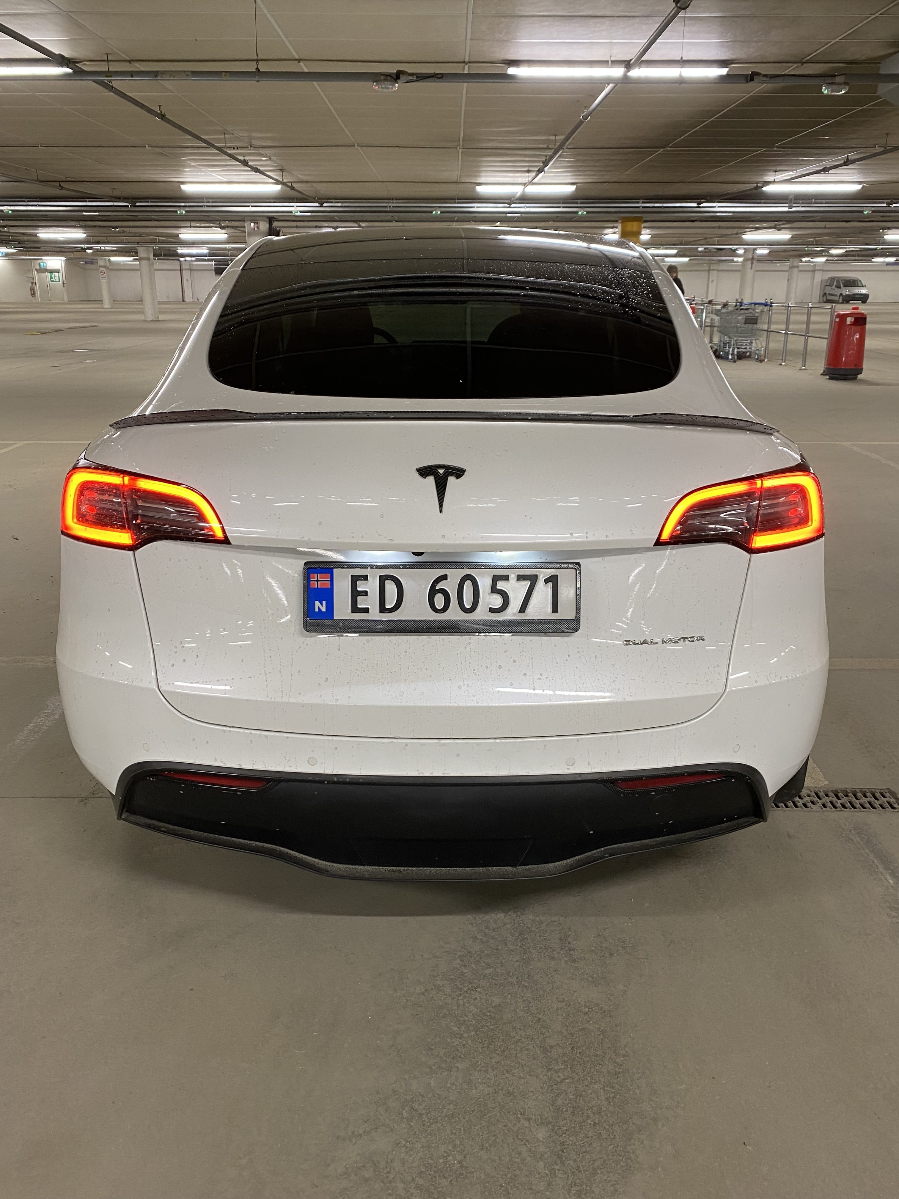 Tesla Model Y Long Range met Vierwielaandrijving