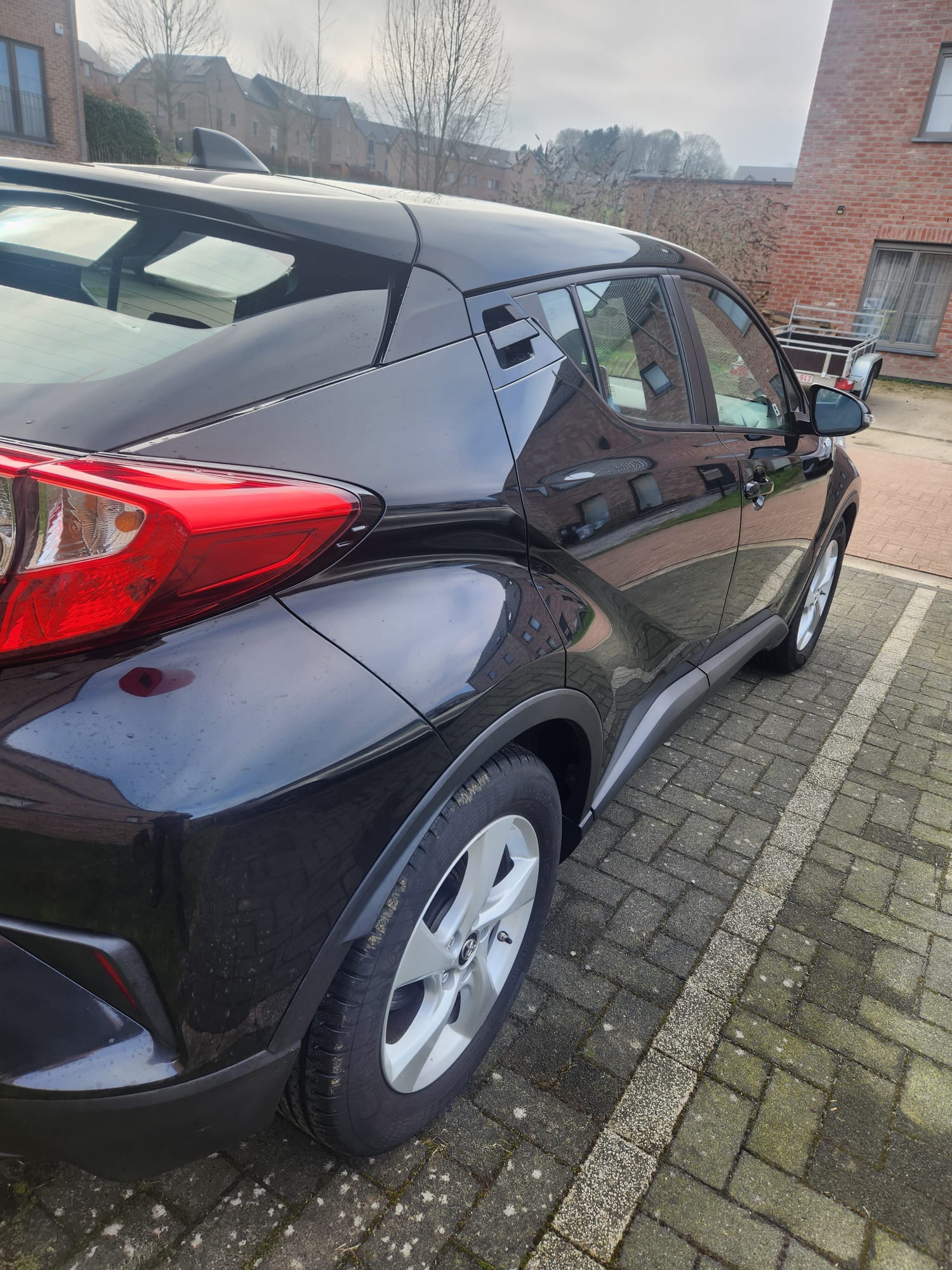 Toyota C-HR 1.8 Hybrid met GPS