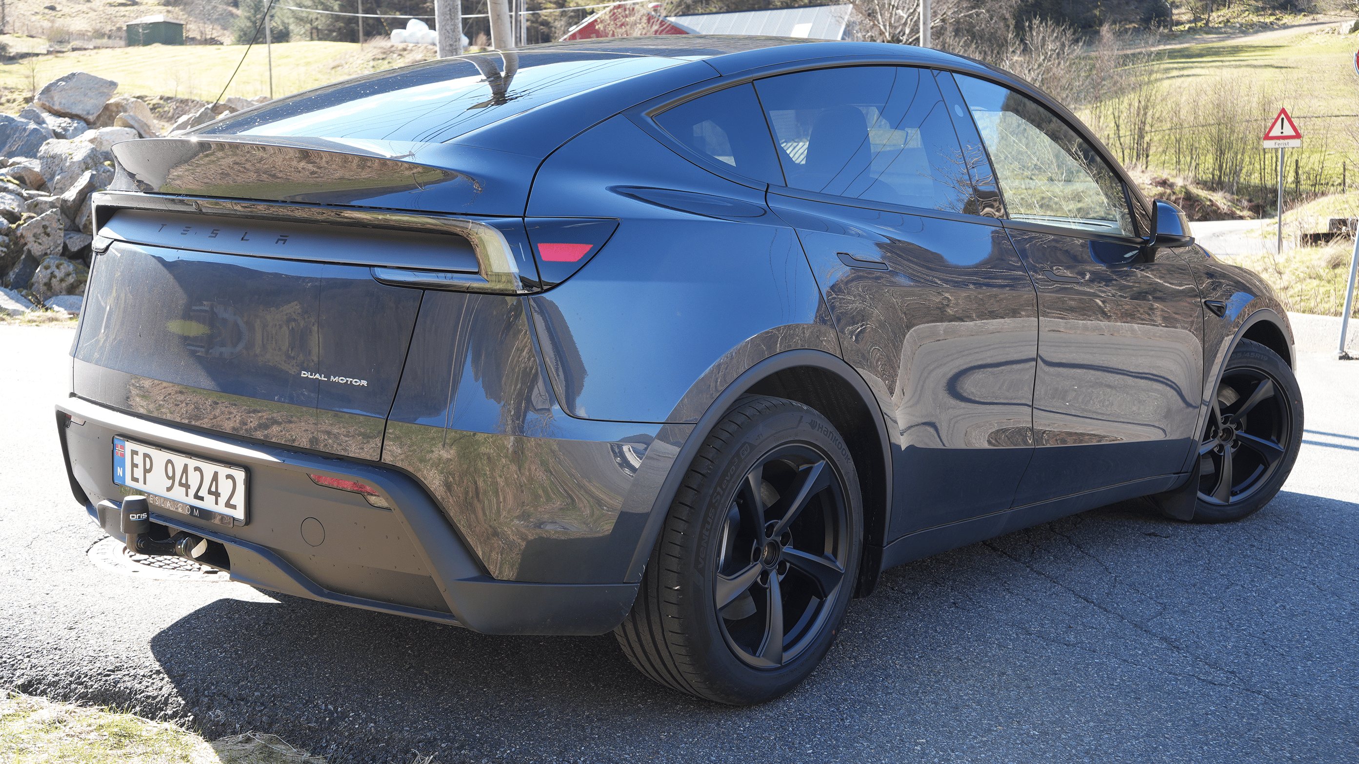 Tesla Model Y Long Range med Aircondition