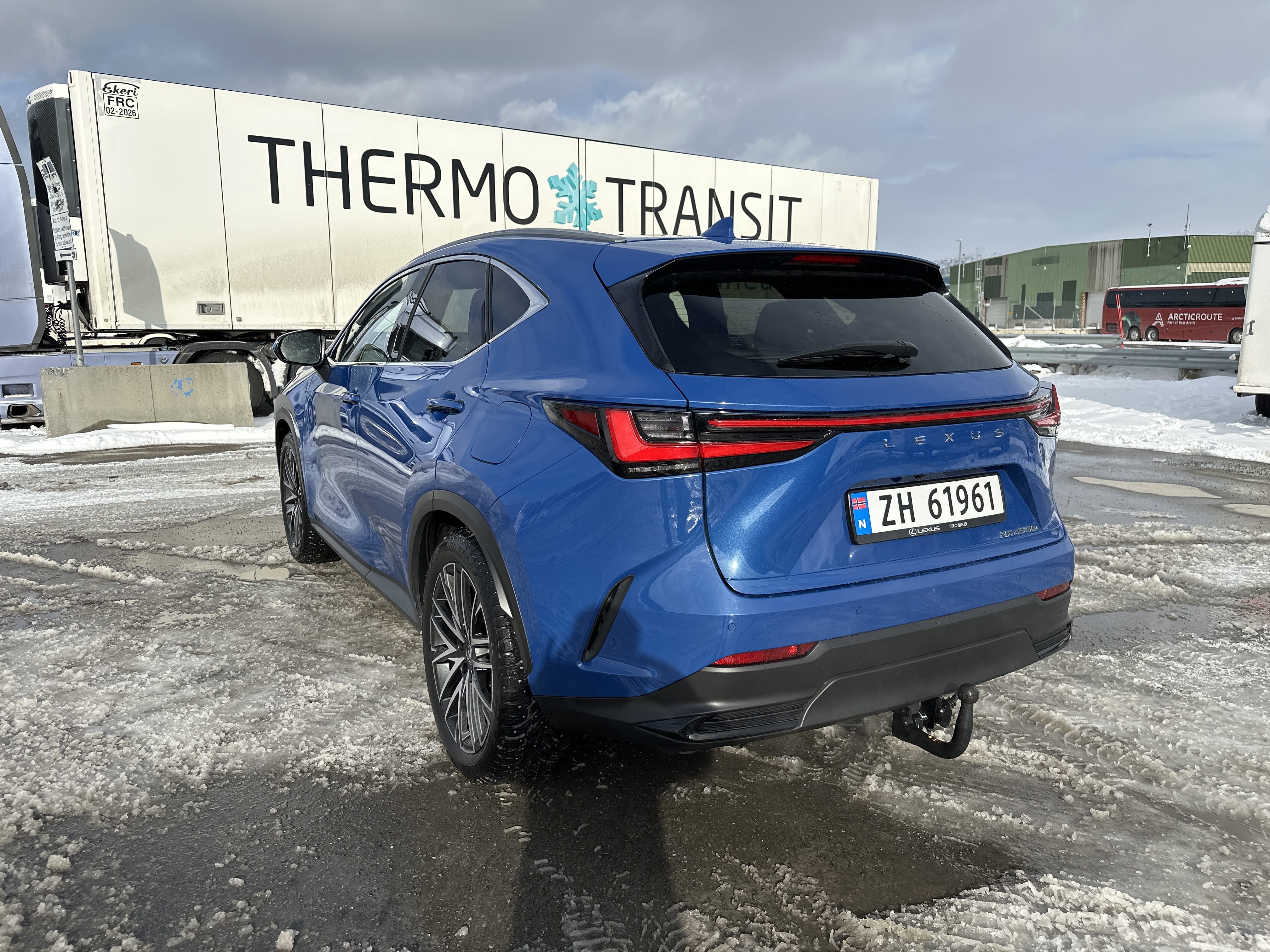Lexus NX 450h met GPS