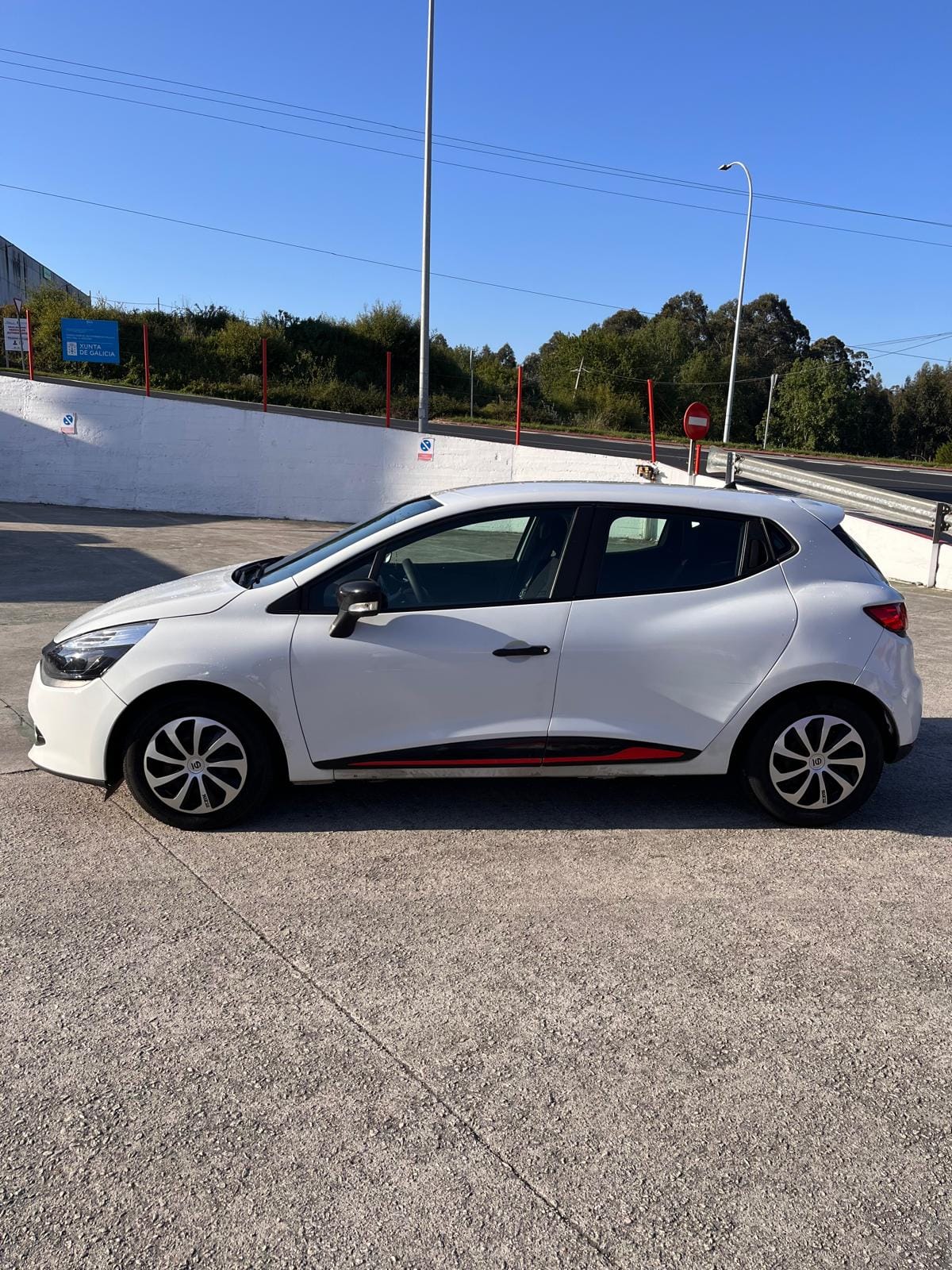 Renault Clio con Aire acondicionado