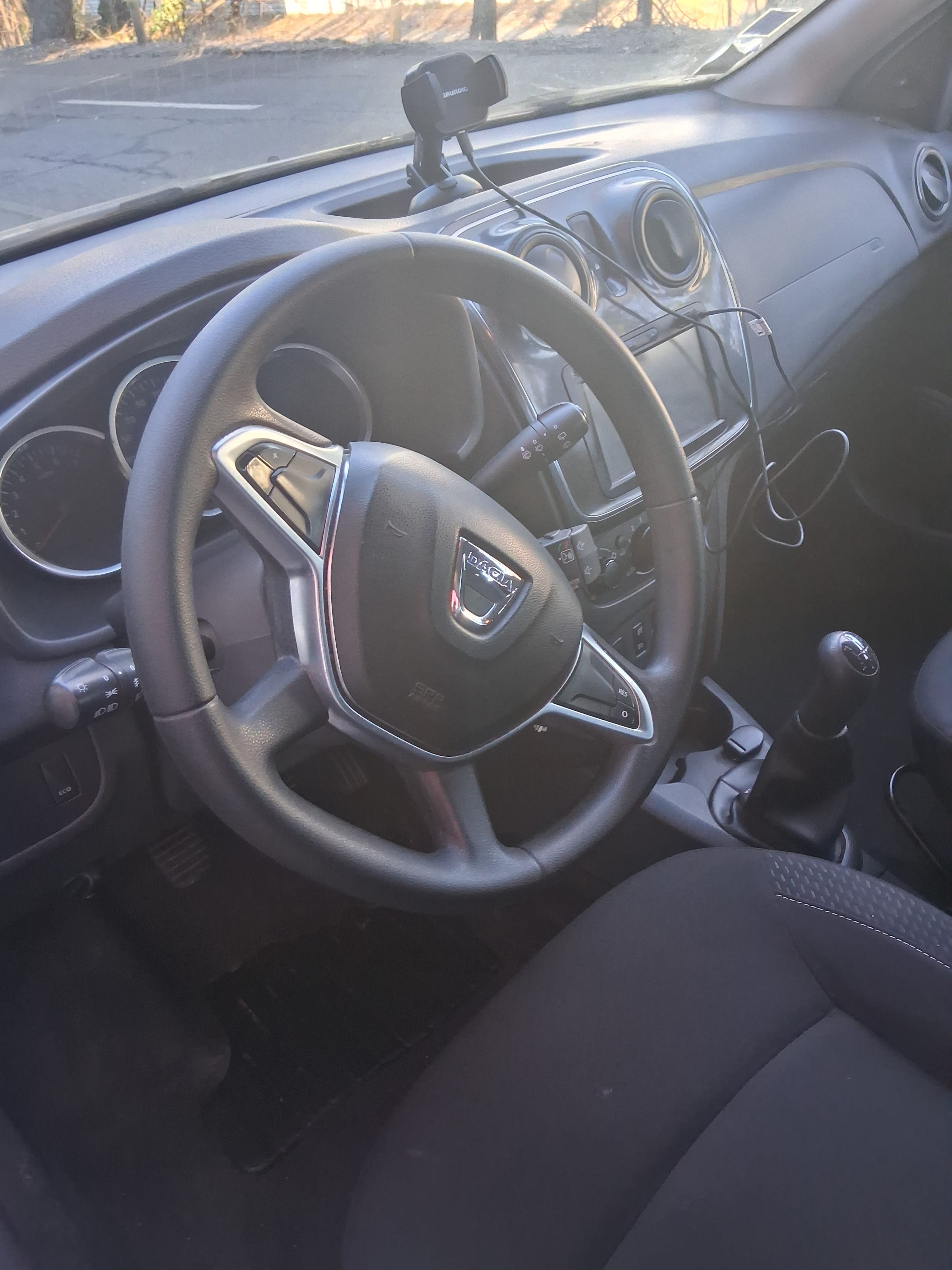 Dacia Logan MCV avec Pneus neige