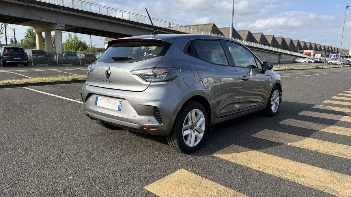 Renault Clio avec Entrée audio / iPod