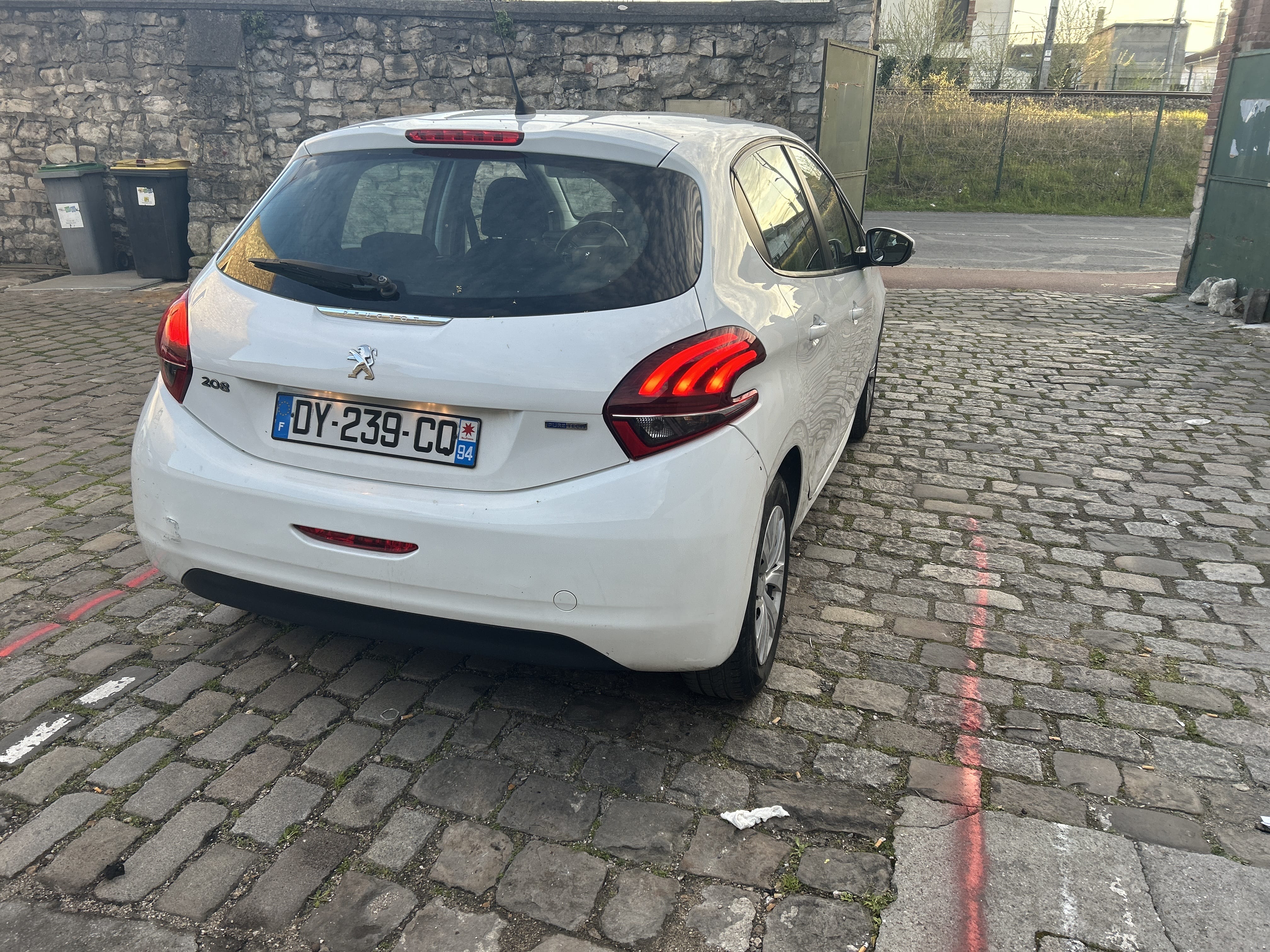 Peugeot 208 avec Audio Bluetooth