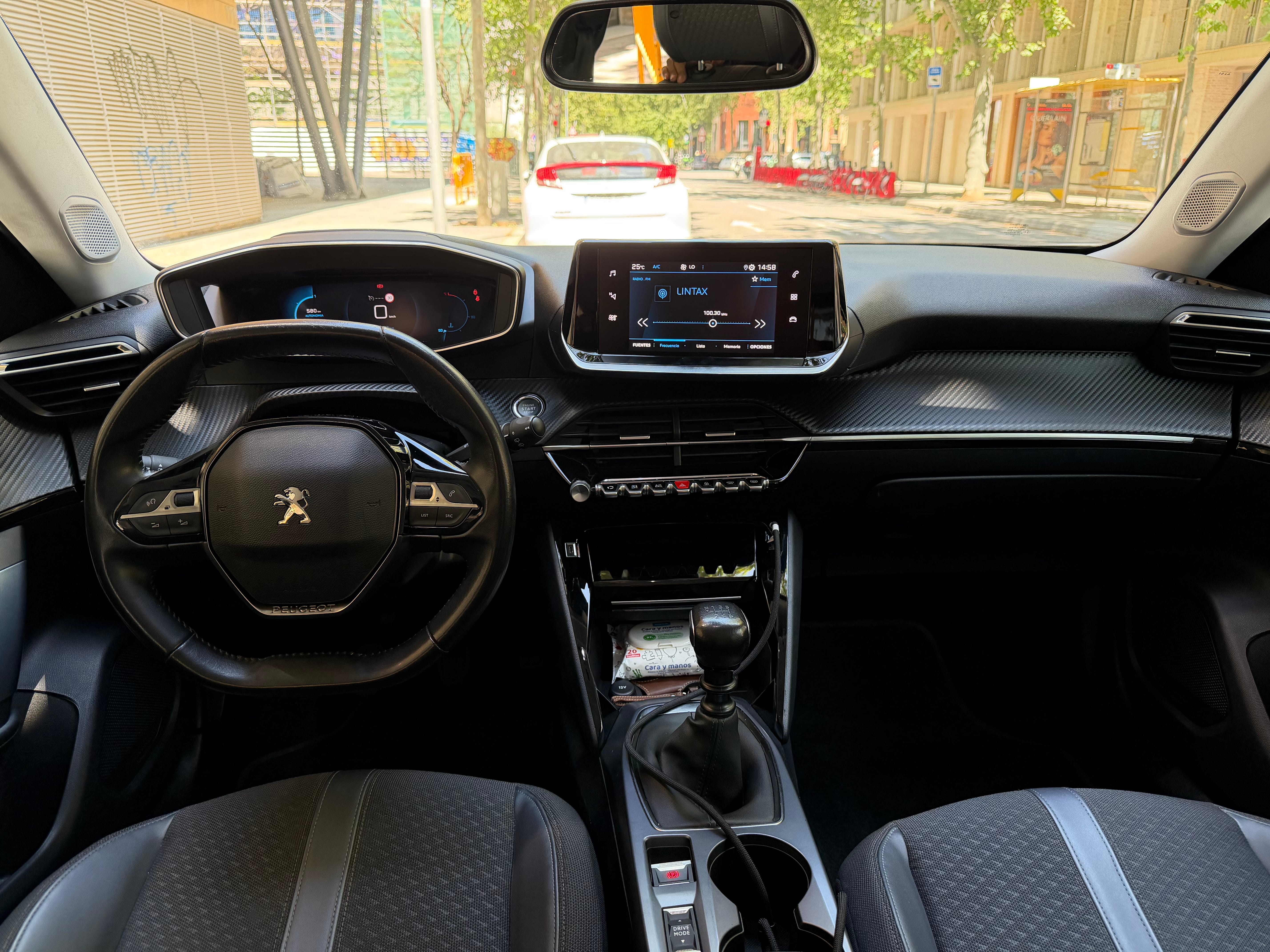 Peugeot 2008 con Control de velocidad