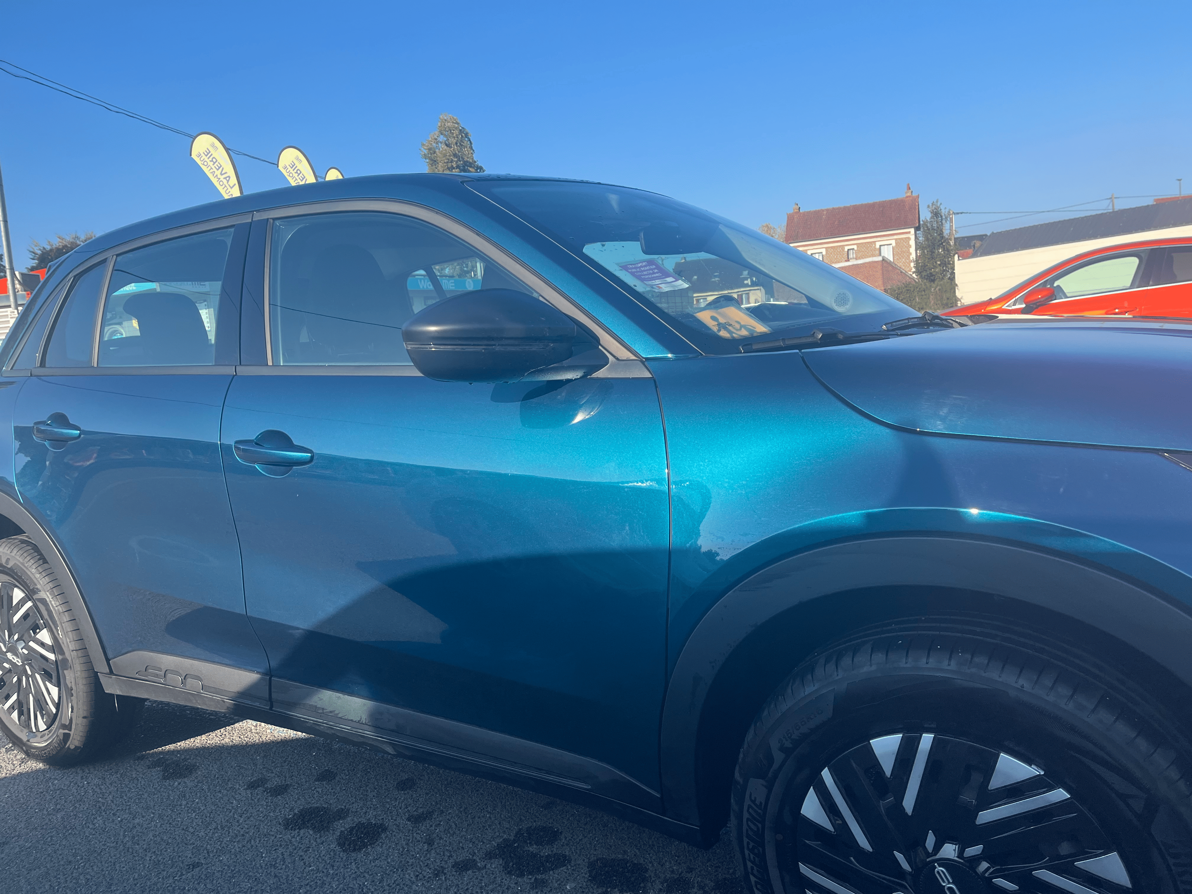 Fiat 600, 2025, Essence 95 / Électrique (hybride), automatique