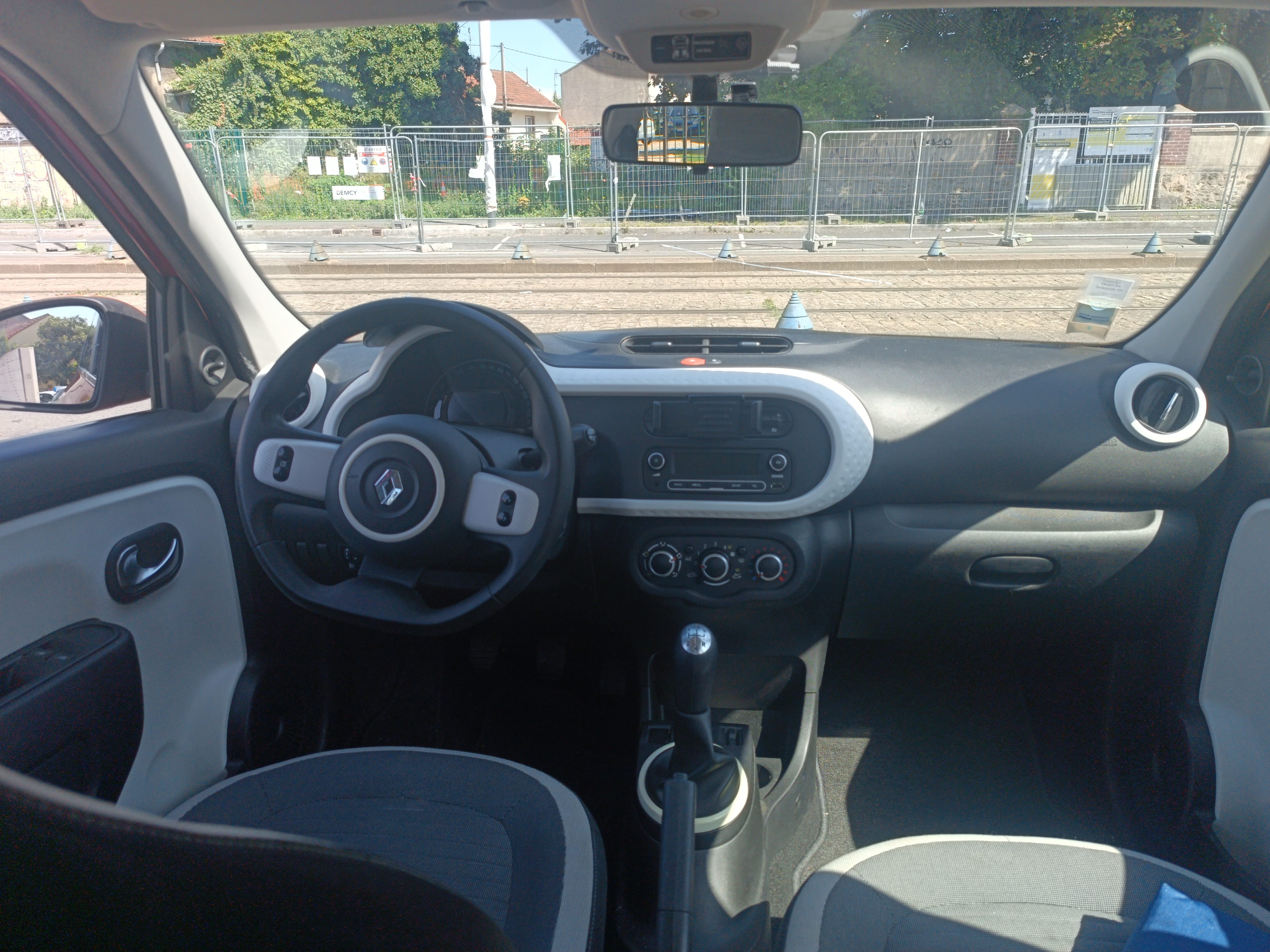 Renault Twingo III avec Audio Bluetooth