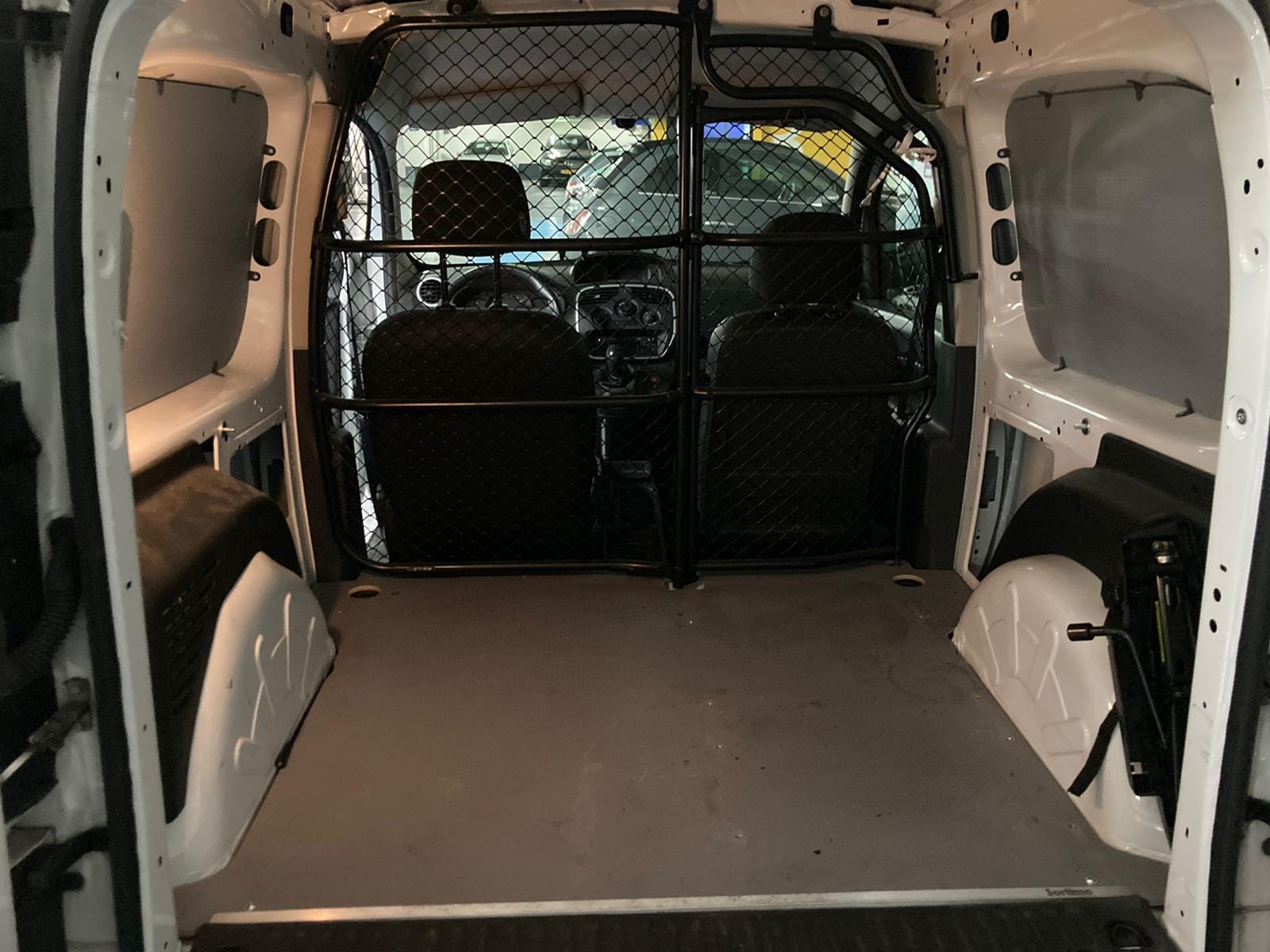 Renault Kangoo Express Compact dCi 75 (ED777)