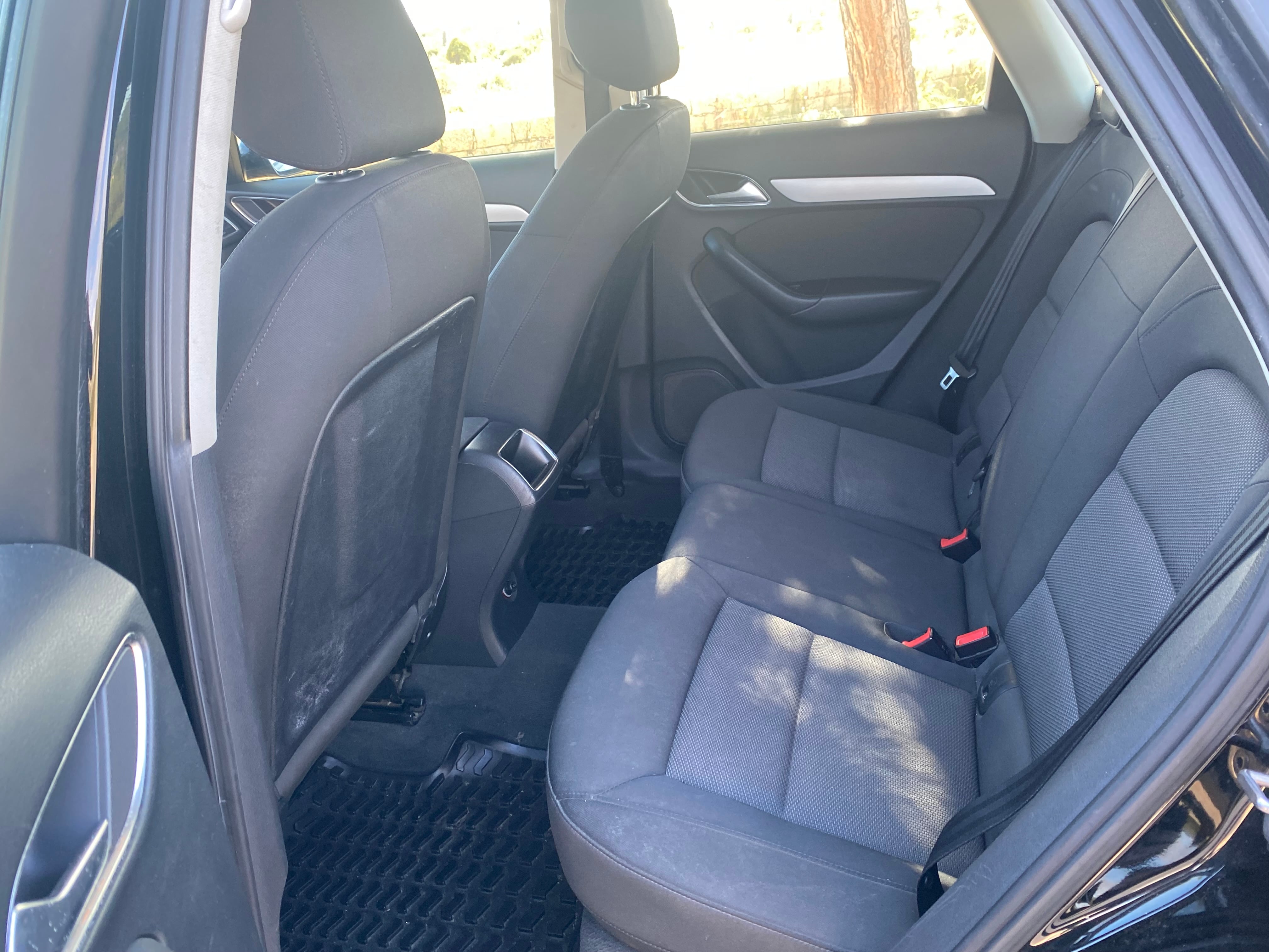 Audi Q3 2.0T Premium mit Bluetooth-Audio