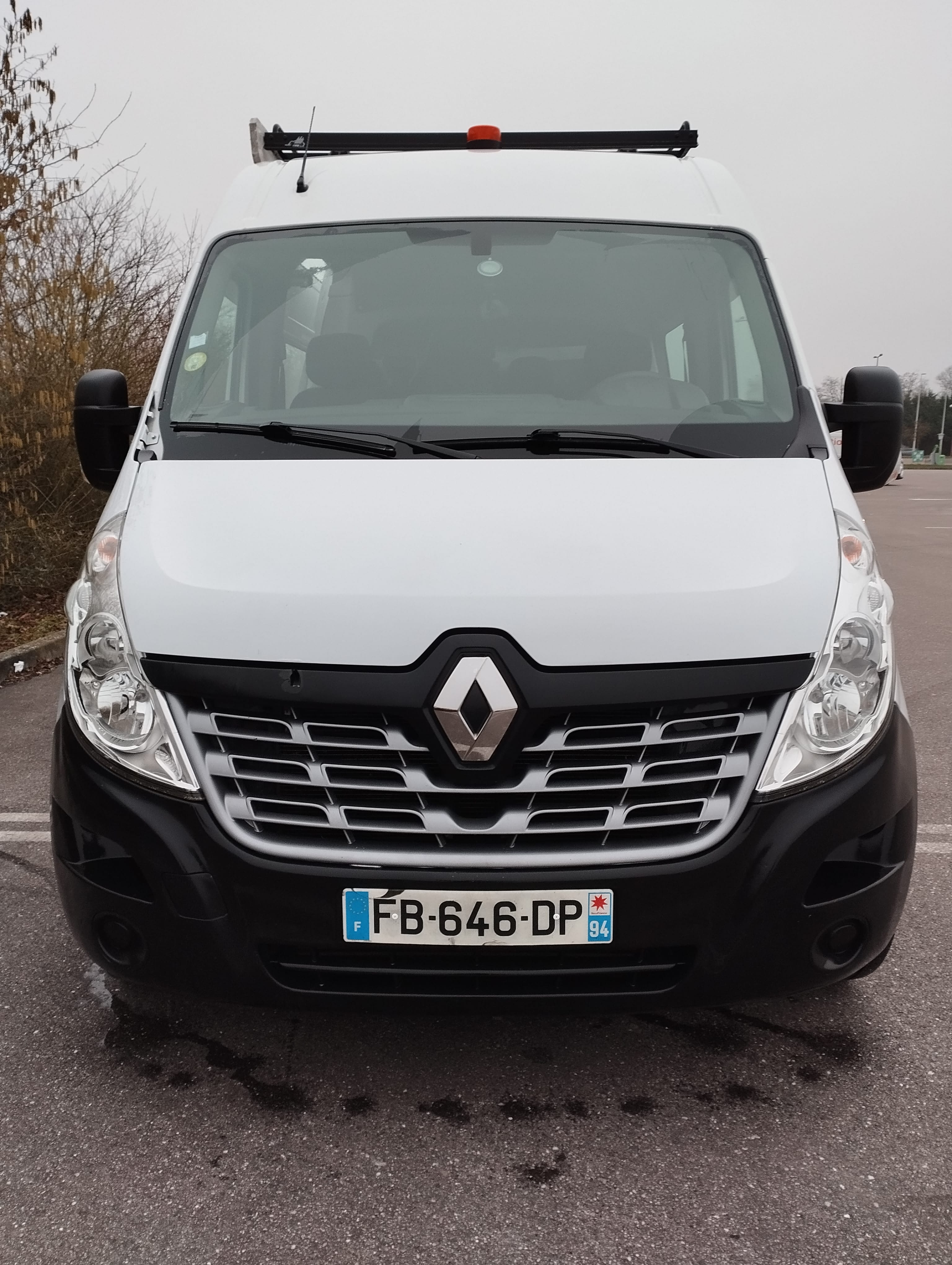 Renault Master avec Chaines