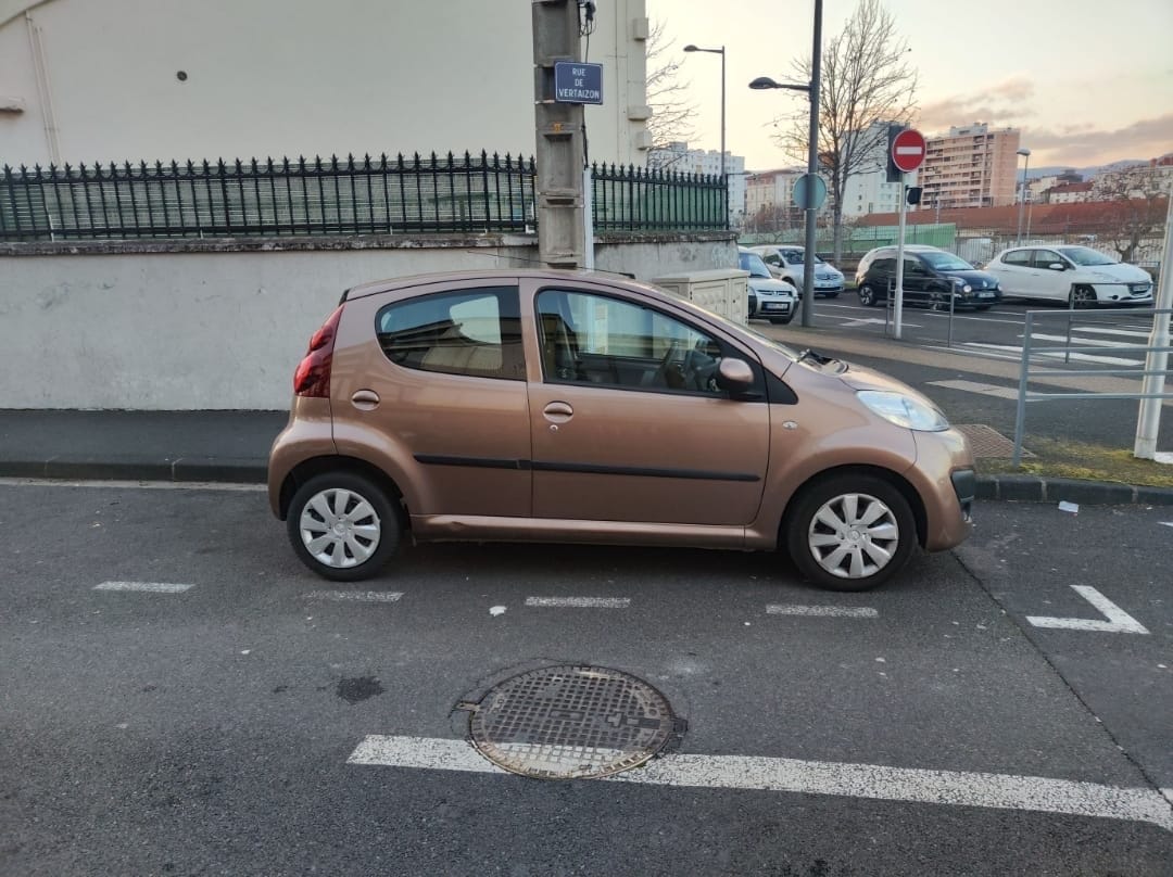 Peugeot 107 avec Climatisation