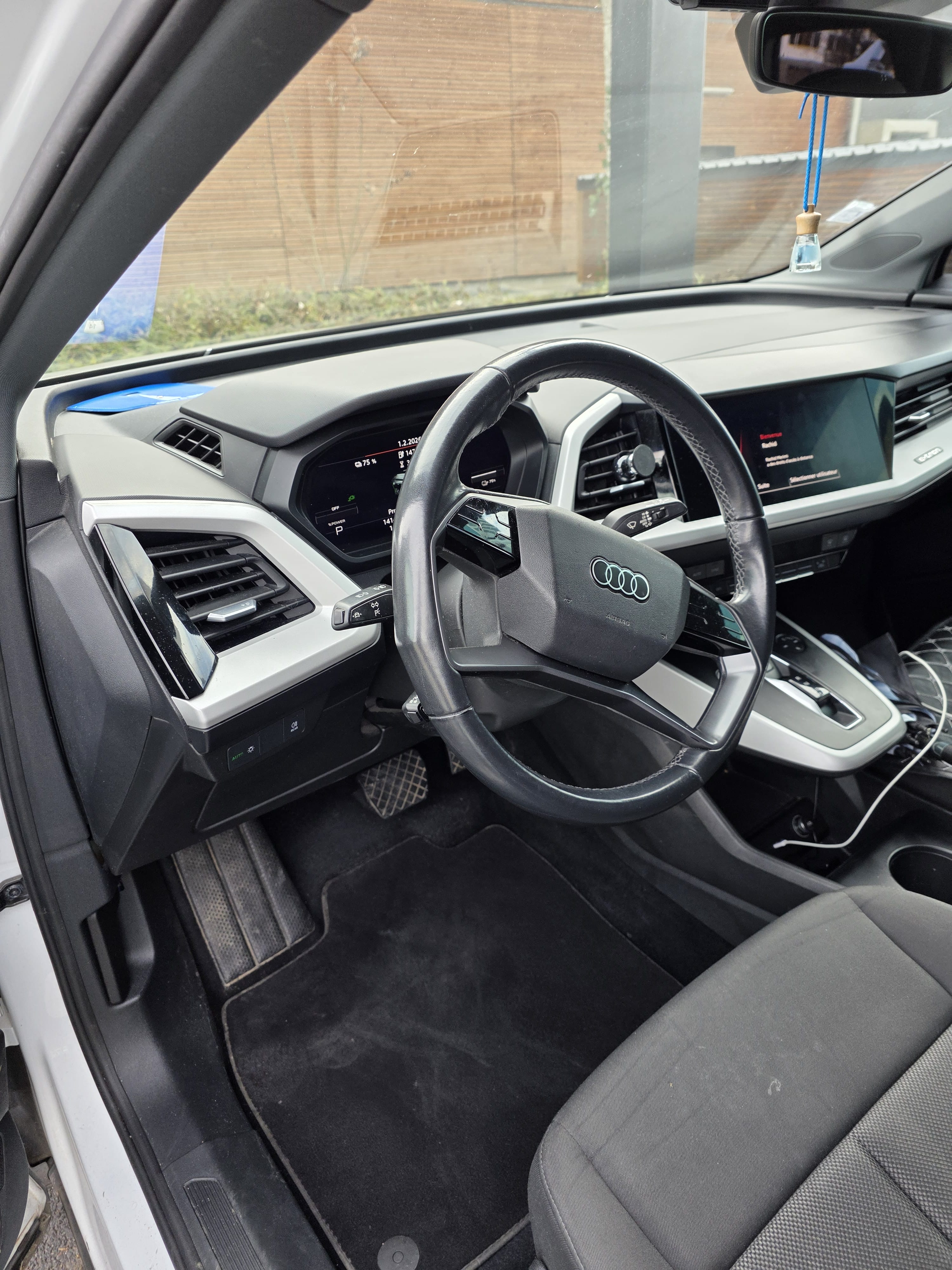 Audi Q4 35 e-tron (RWD) avec Audio Bluetooth