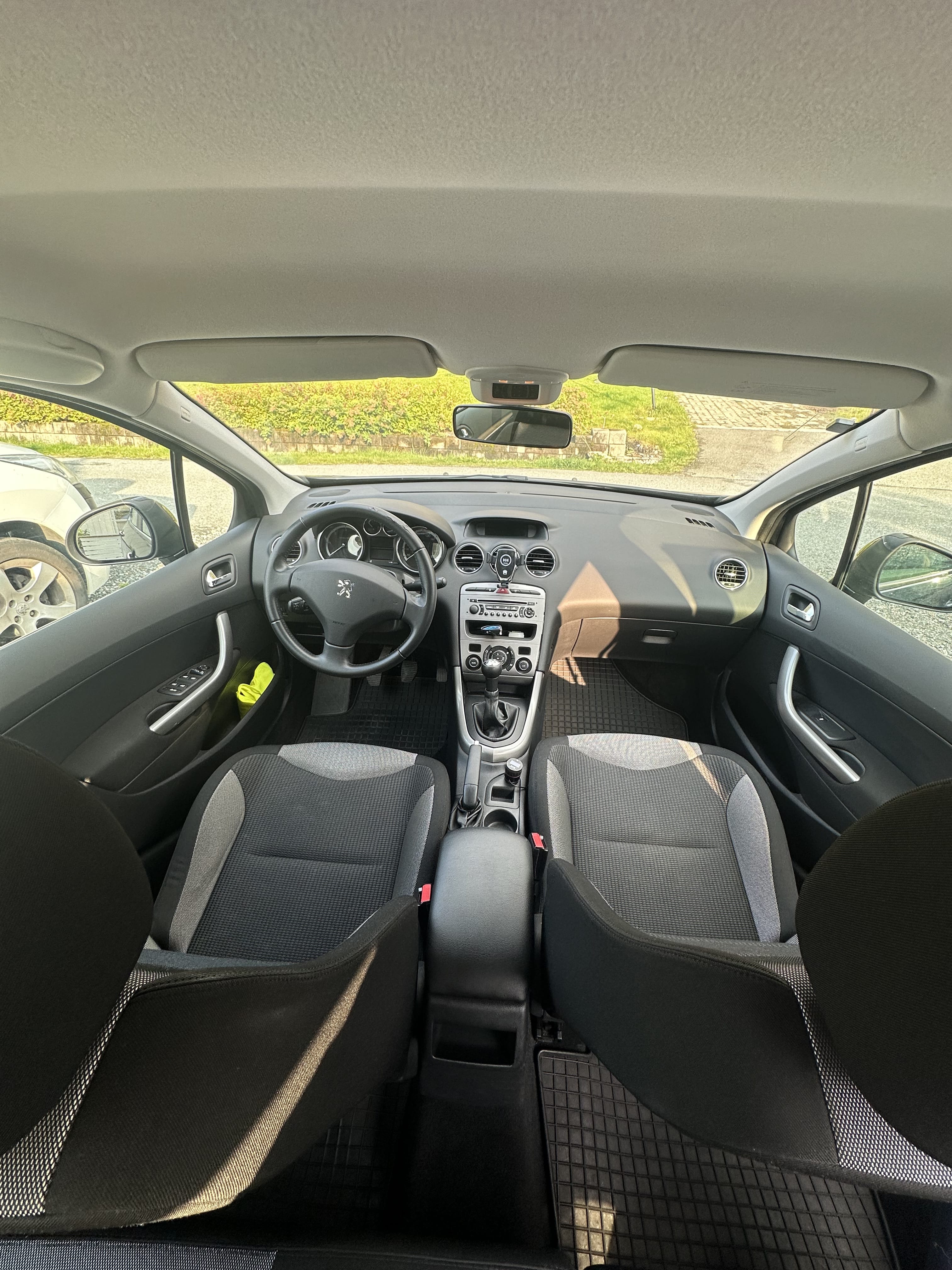 Peugeot 308 met Sneeuwbanden