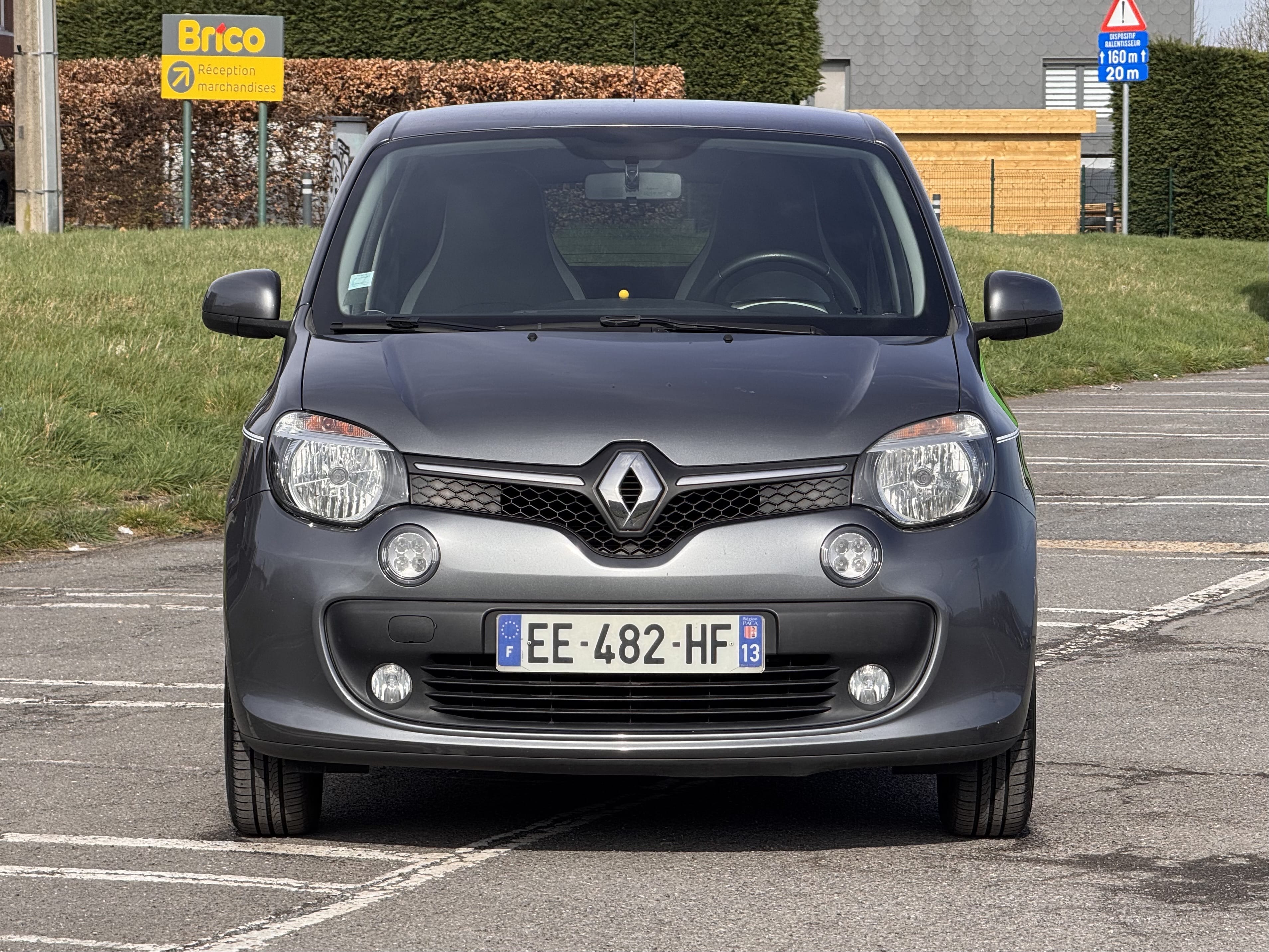 Renault Twingo III avec Autoradio