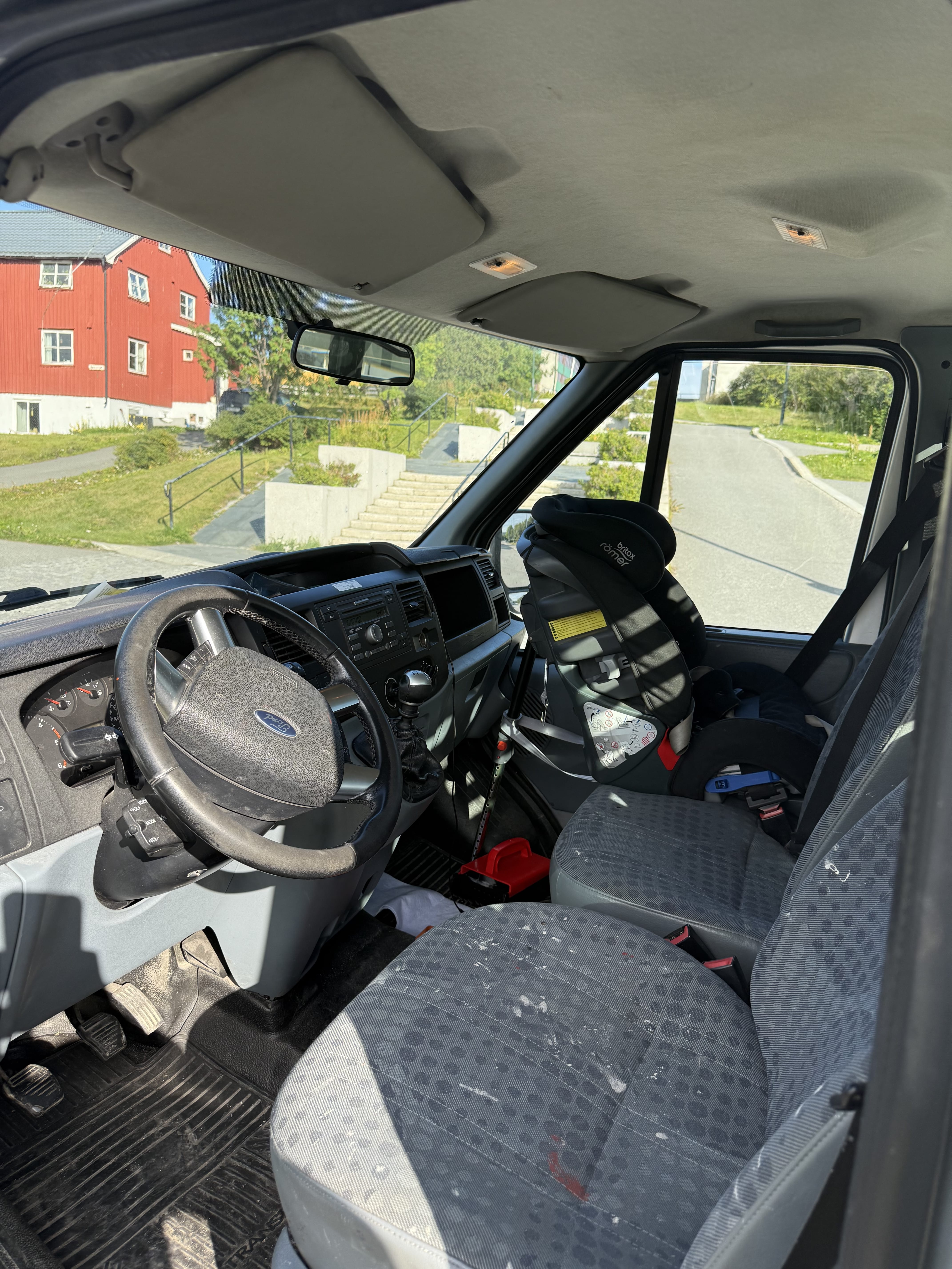 Ford Transit Chassis Enkeltkabin med Babysete