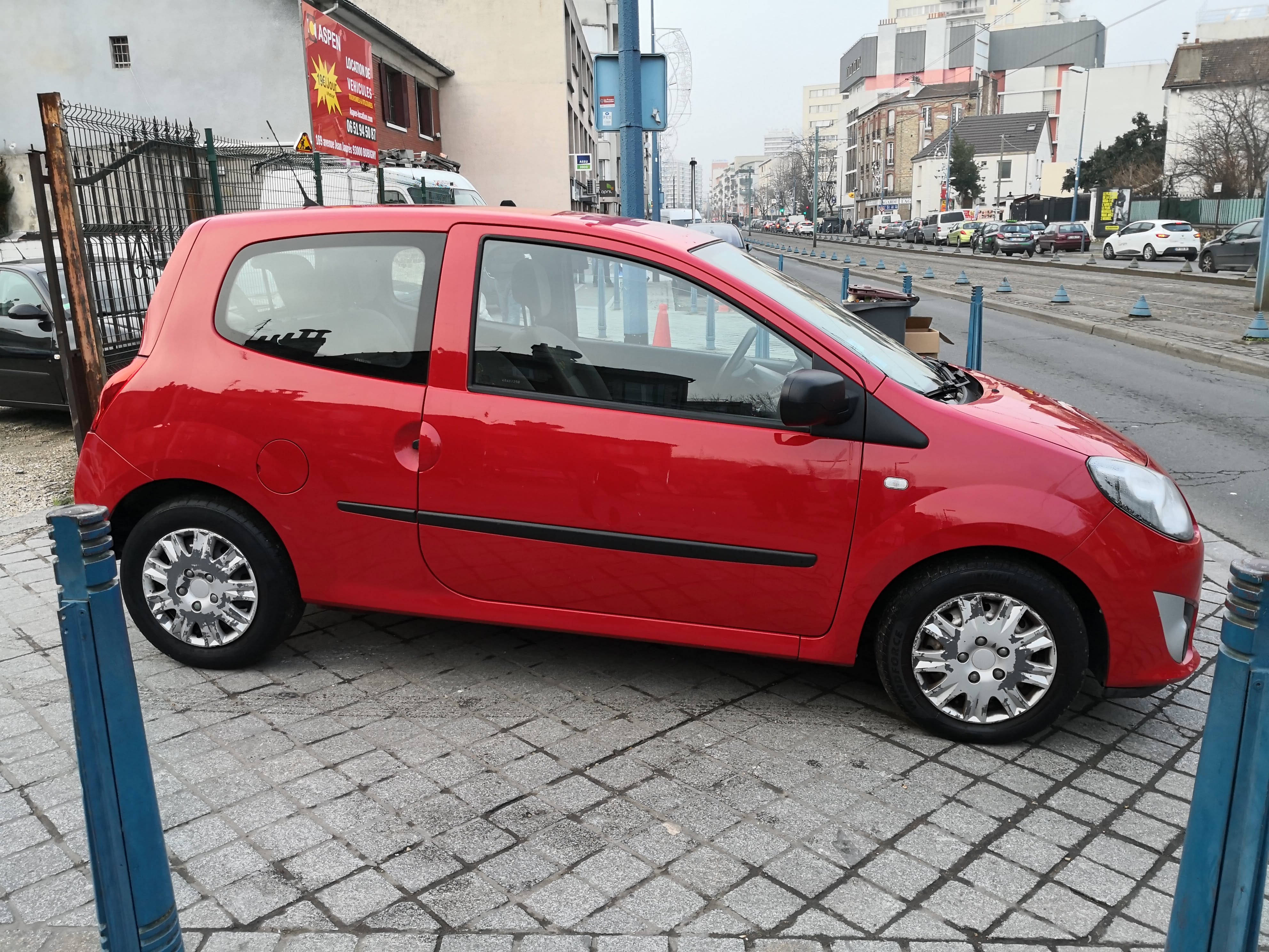 Renault Twingo 2 avec Entrée audio / iPod