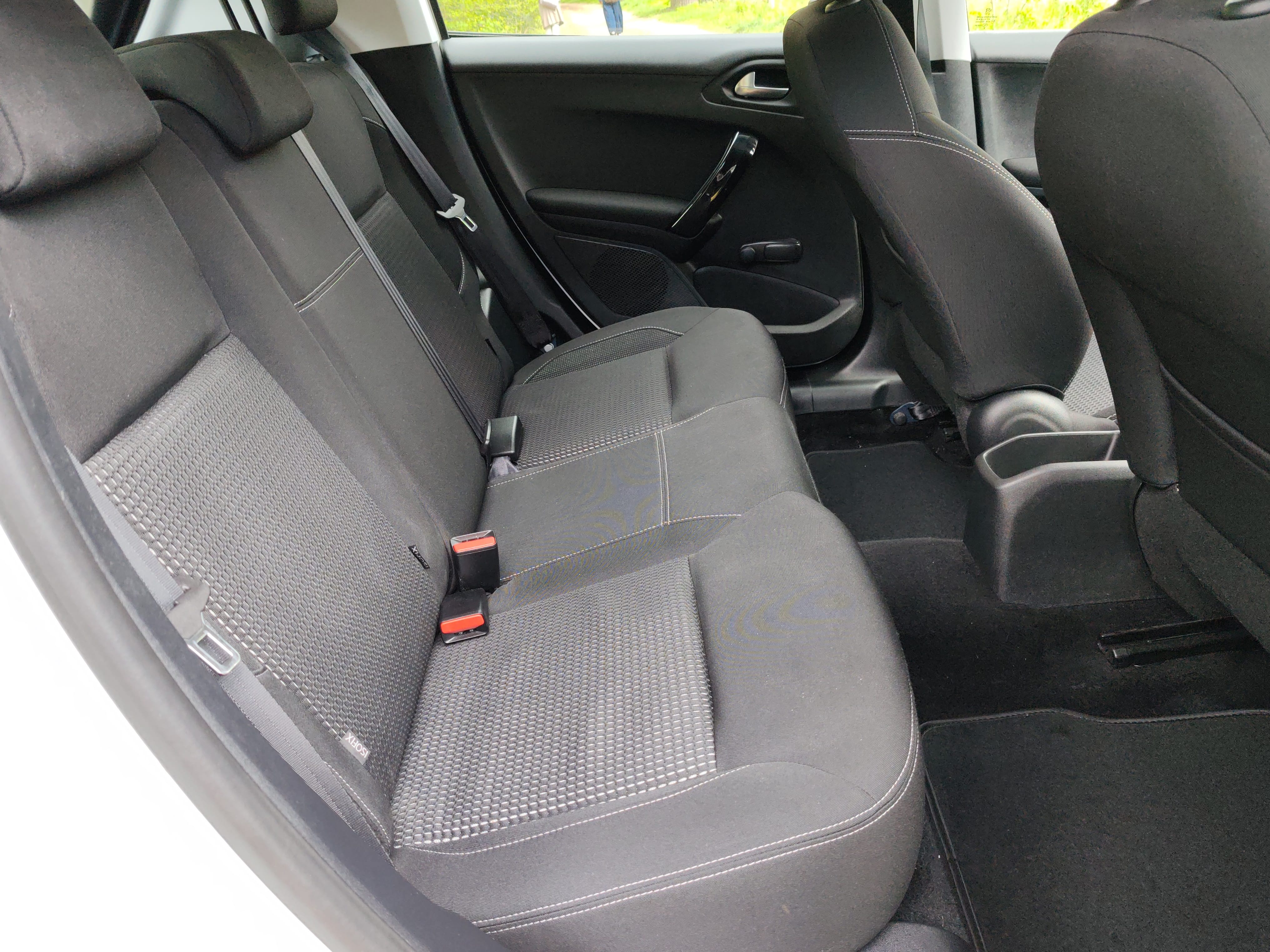 Peugeot 208 Essence avec Audio Bluetooth