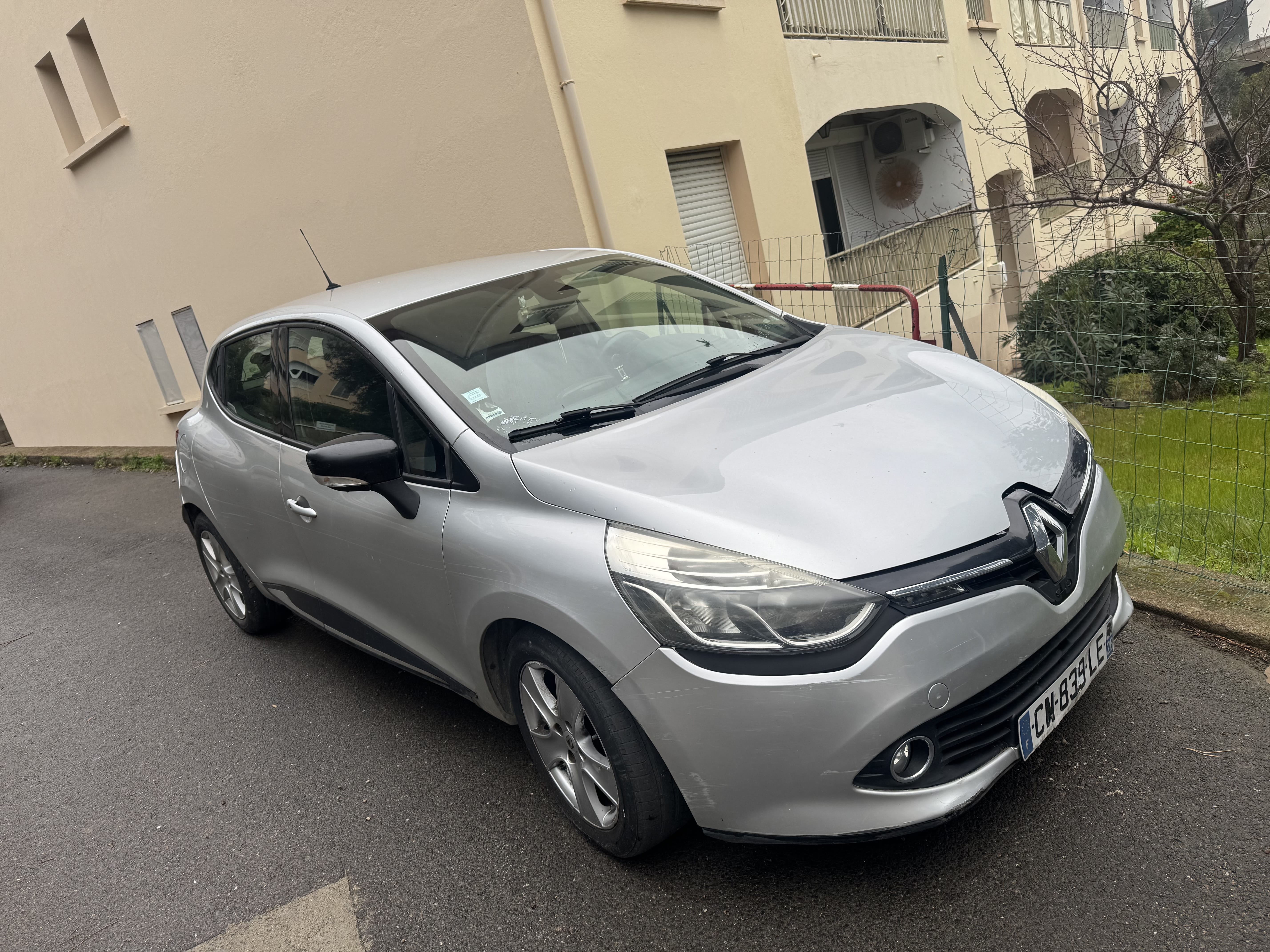 Renault Clio, 2012, Essence 98