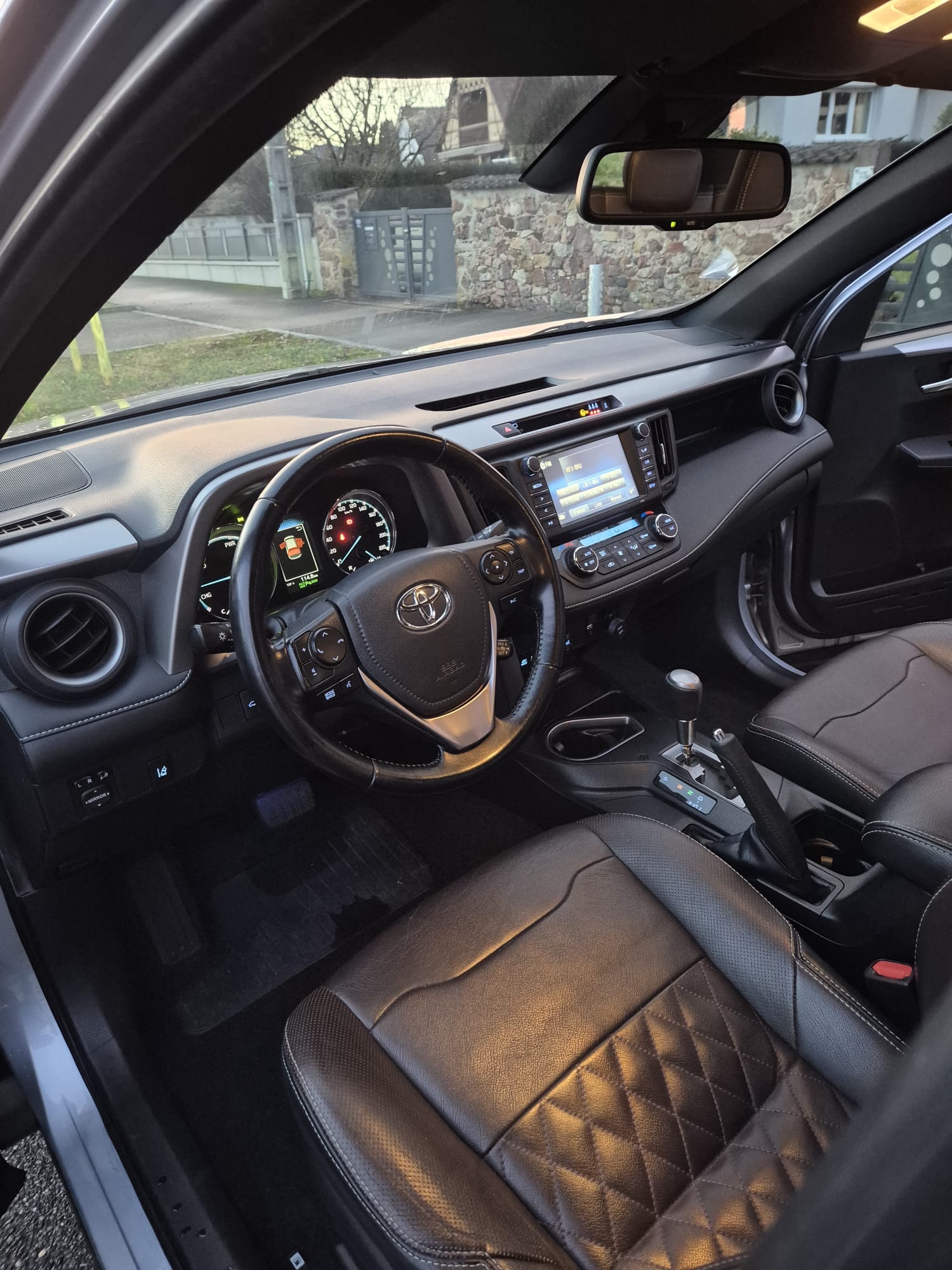 Toyota Rav4 Hybride avec Régulateur de vitesse