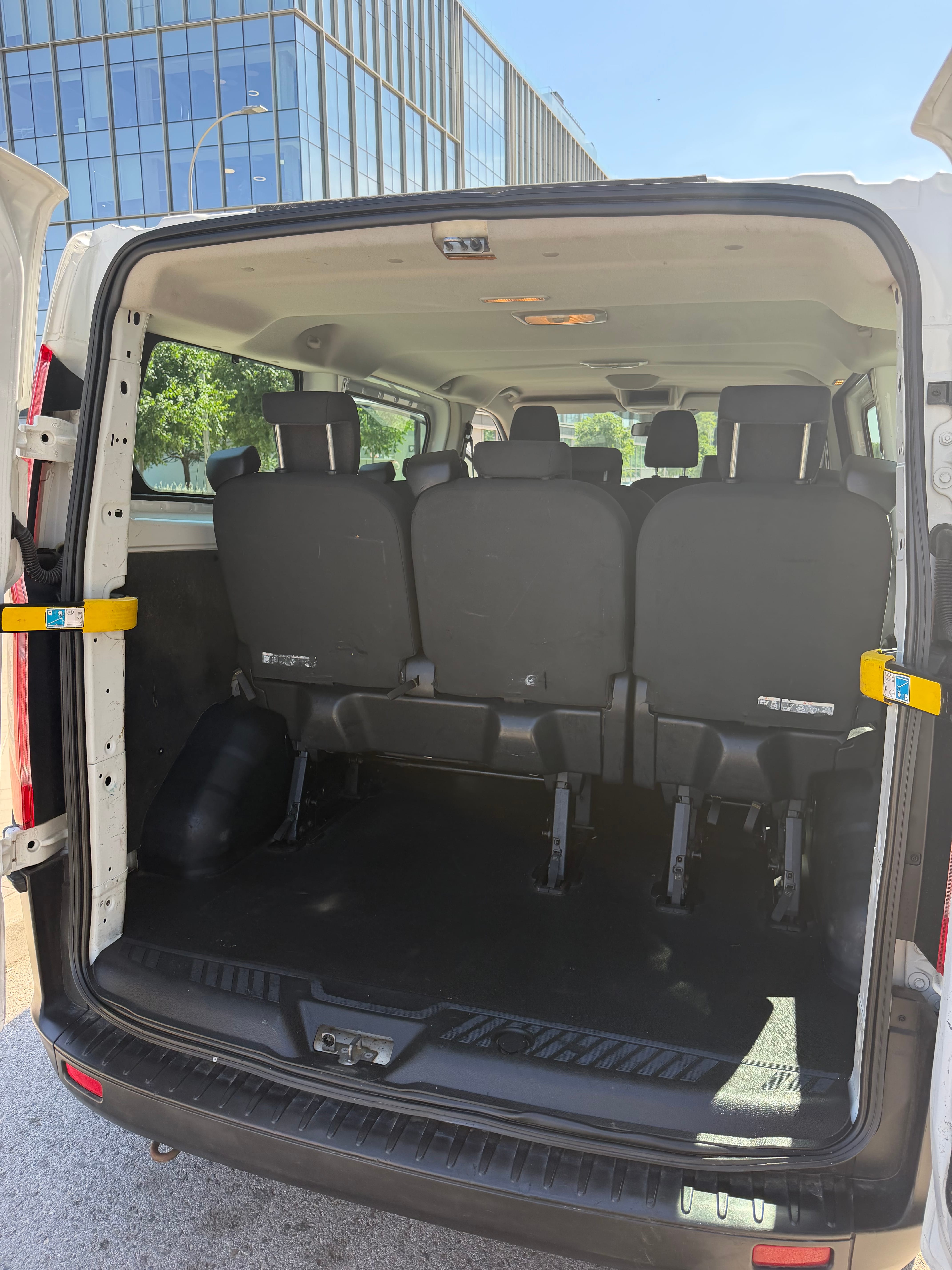Ford Transit Custom Kombi con Android Auto