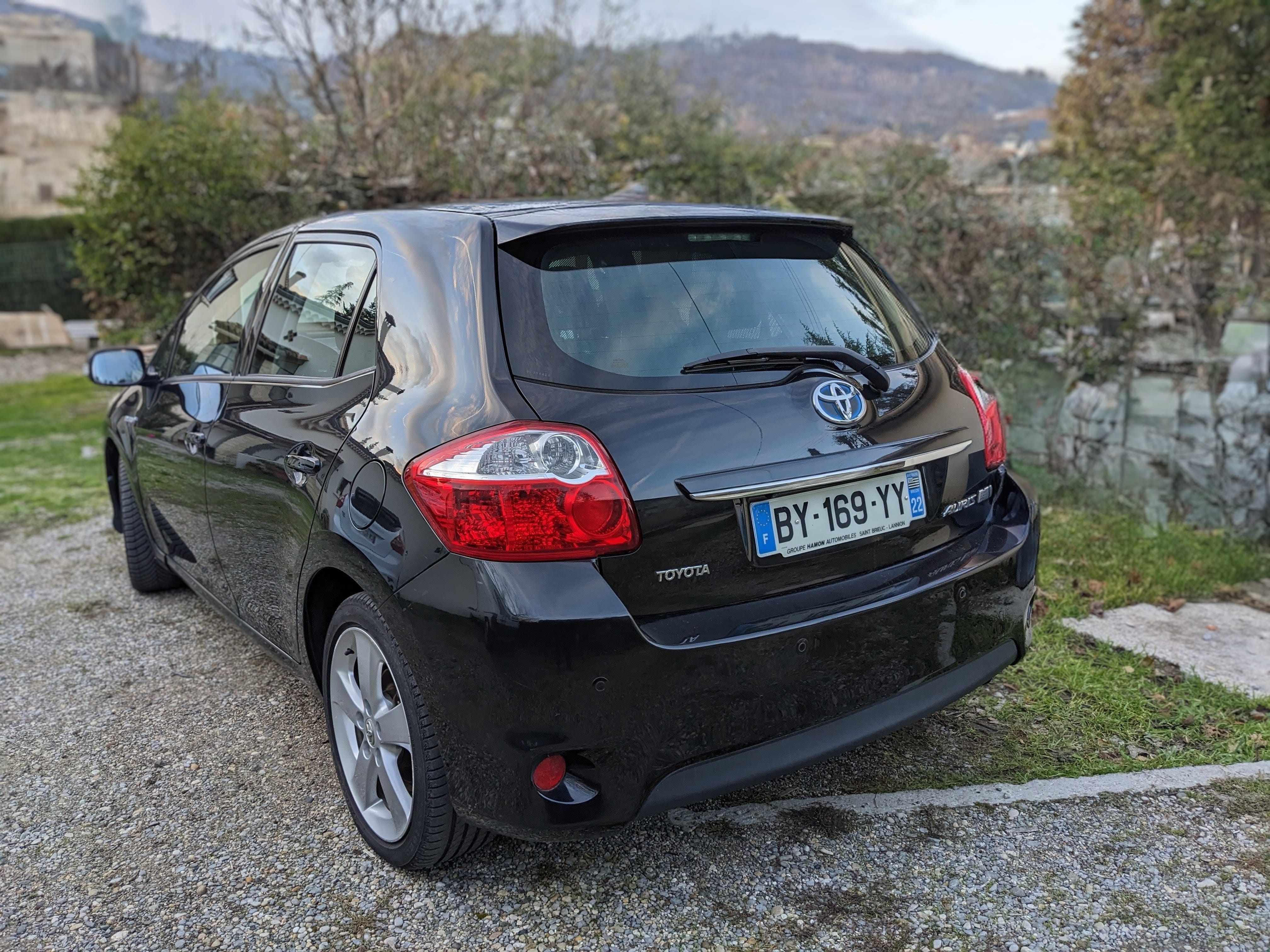 Toyota Auris 1.8 HSD Hybride avec Régulateur de vitesse