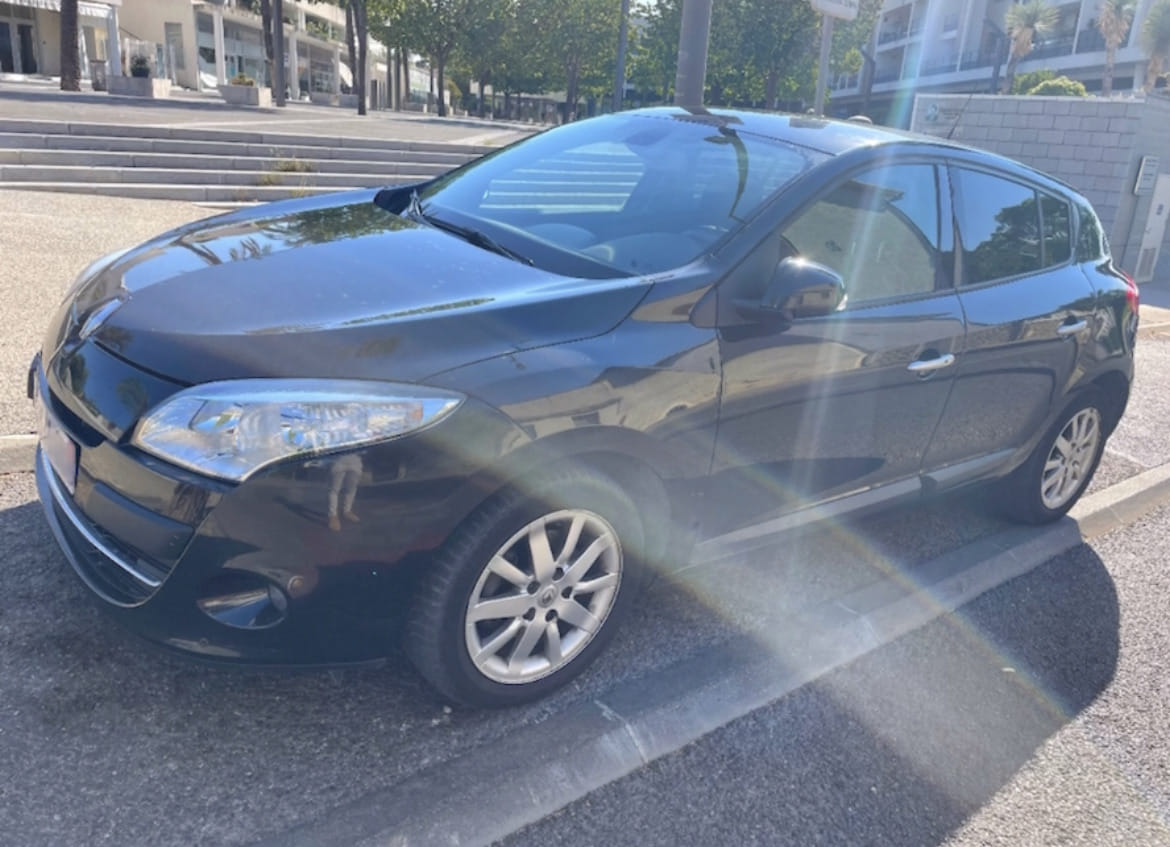 Renault Mégane 1.9 DCI 130 cv avec Audio Bluetooth