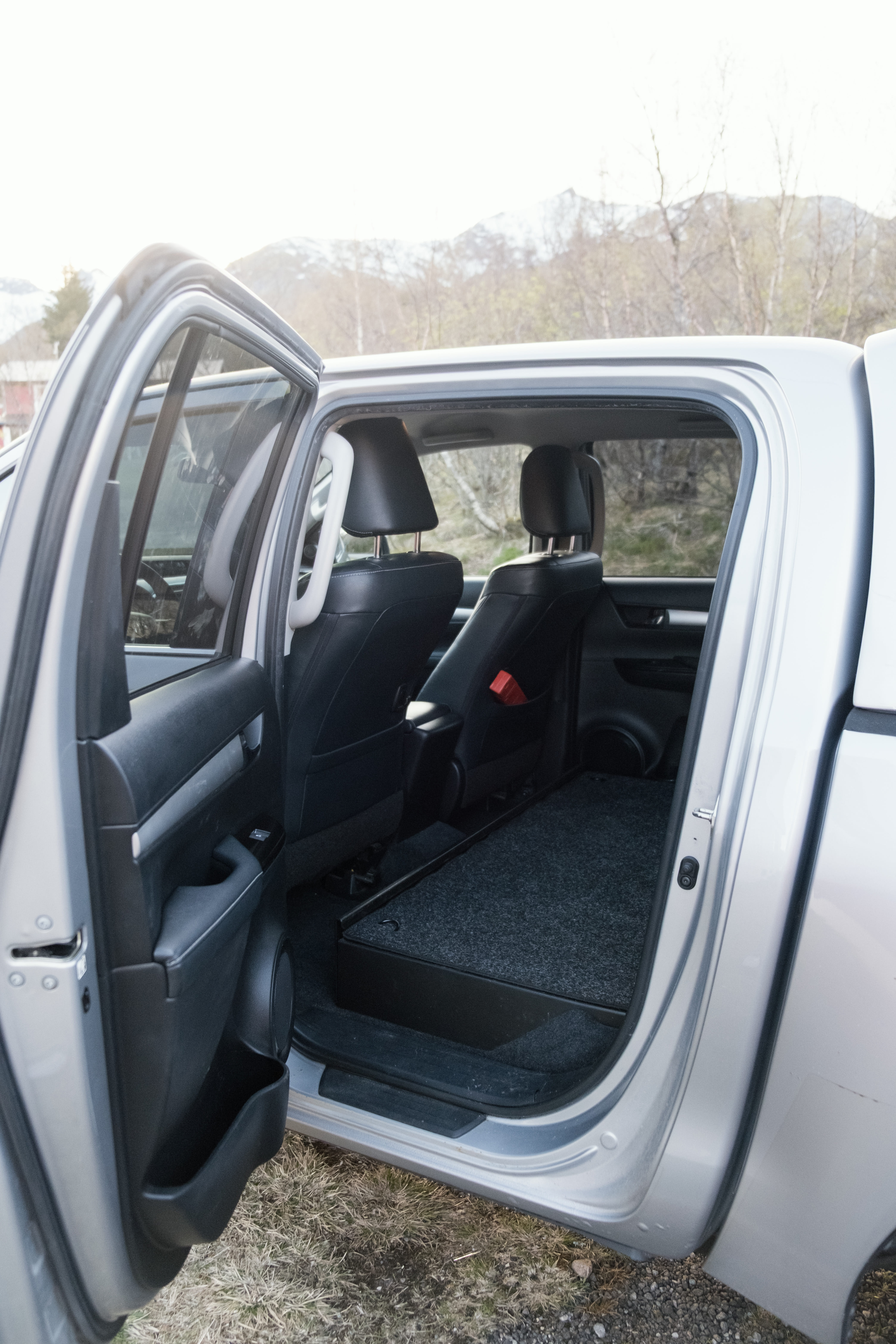 Toyota Hilux Dobbelt Førerhus with USB charging ports