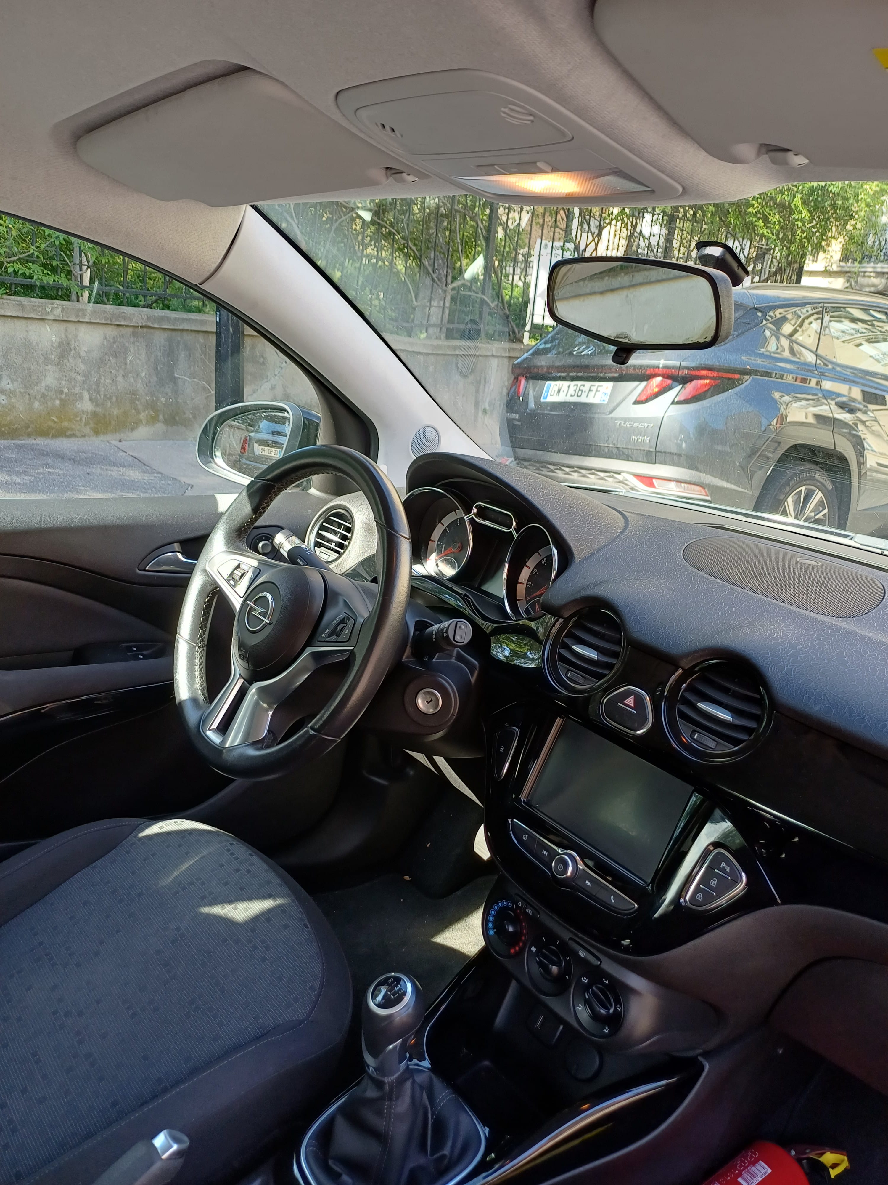 Opel Adam avec Siège bébé